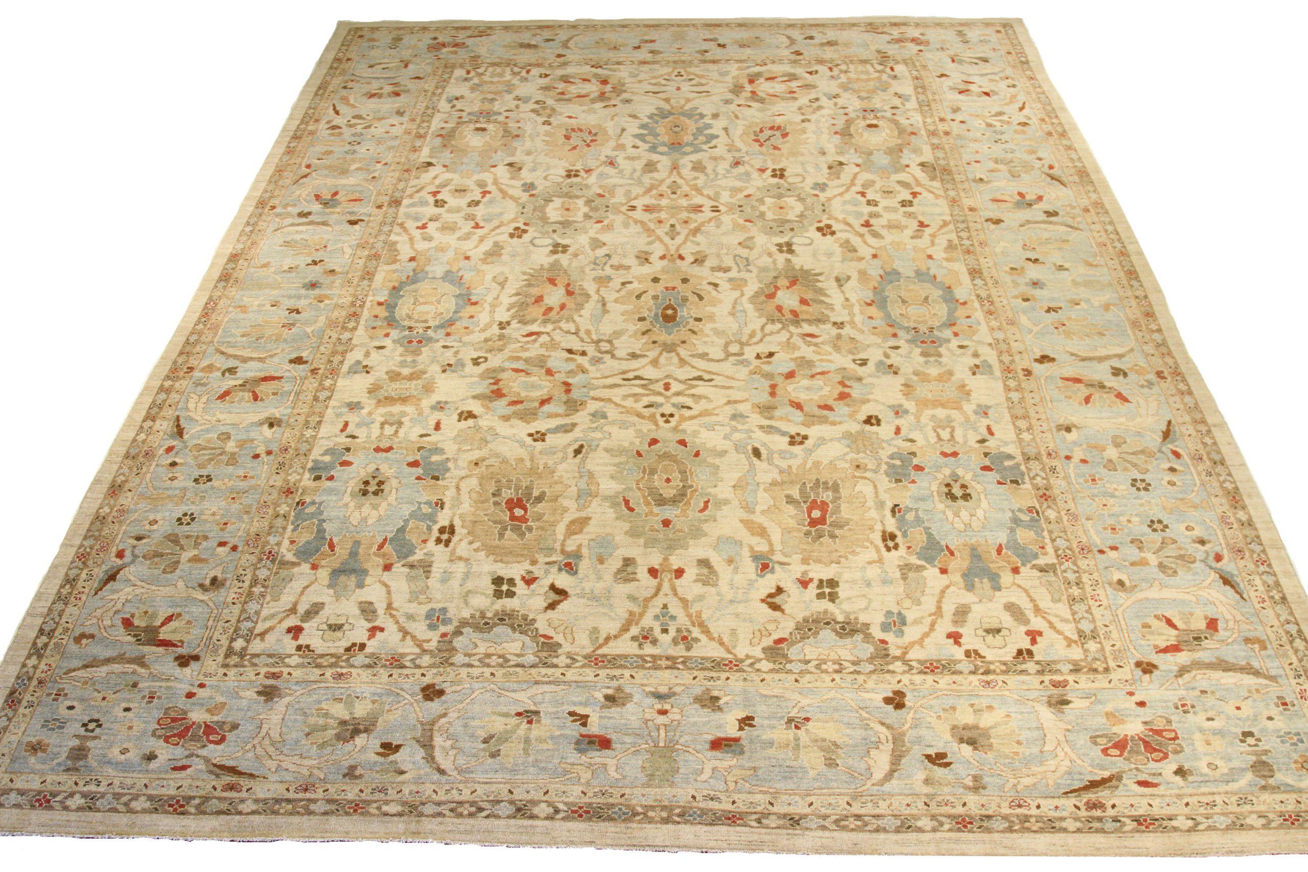 Scopri l'eleganza dei Sultanabad Rugs persiani. Progettato con una meticolosa attenzione ai dettagli, questo design esclusivo è perfetto per valorizzare il tuo spazio.