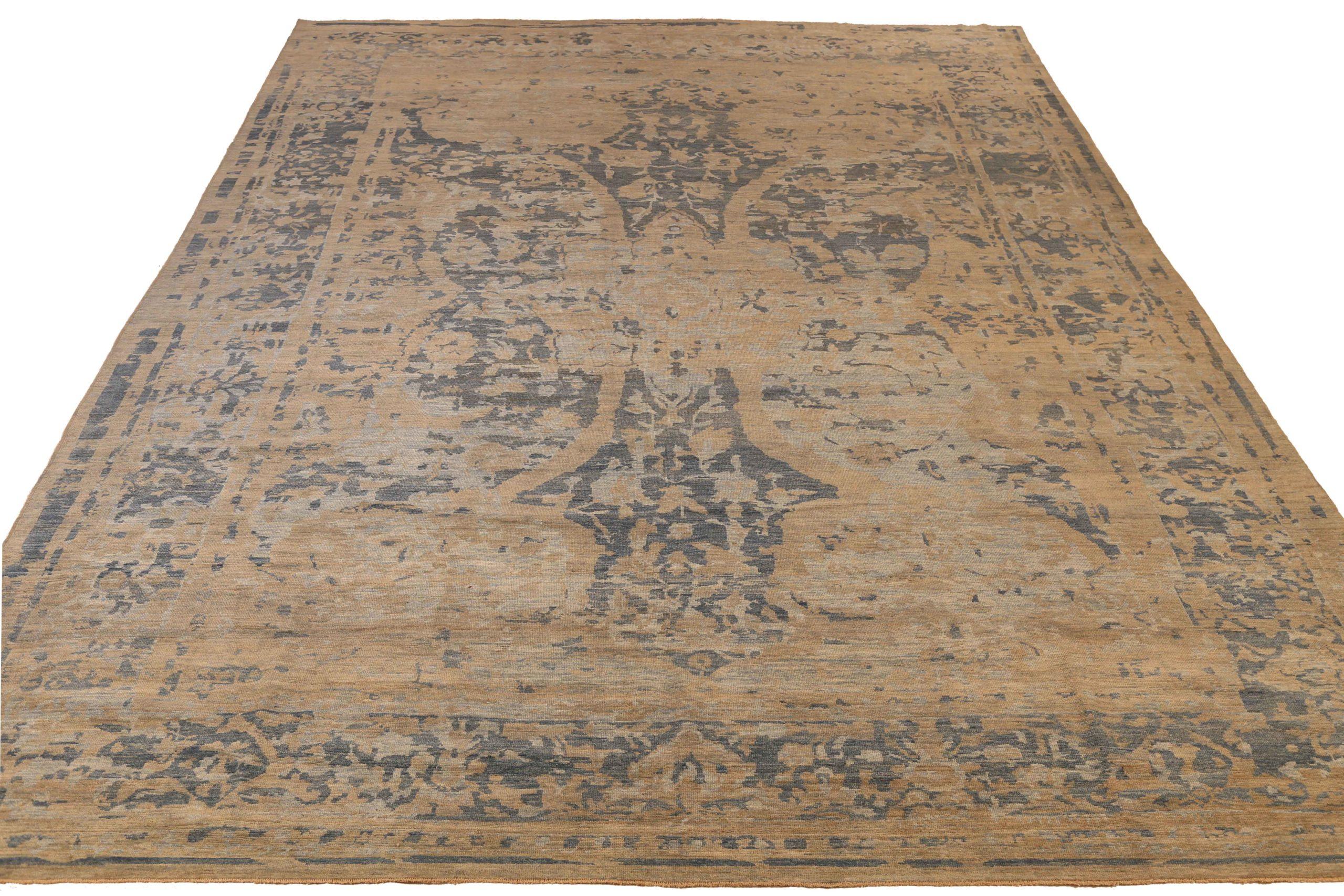 Scopri l'eleganza dei Sultanabad Rugs persiani. Progettato con una meticolosa attenzione ai dettagli, questo design esclusivo è perfetto per valorizzare il tuo spazio.