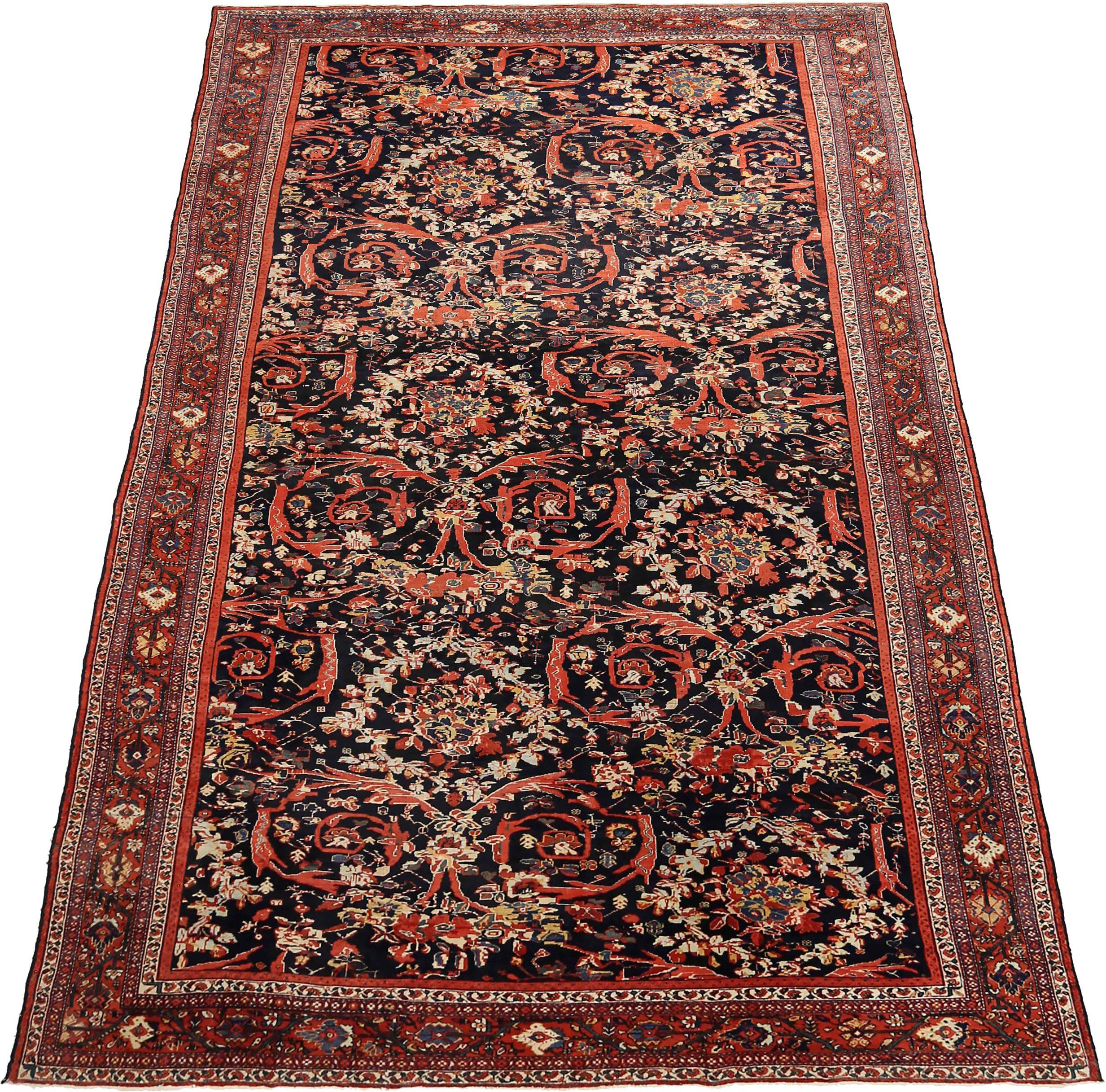 Descubre la elegancia de las alfombras persas Sultanabad Rugs de Circa 1880. Diseñado con Lana y MarfilAzul MarinoRojo, este diseño exclusivo es perfecto para realzar tu espacio.