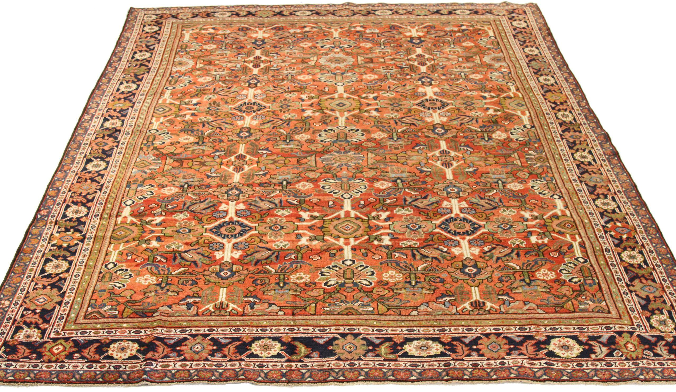 Descubre la elegancia del Sultanabad persa con su bella artesanía de Circa 1880. Diseñado con meticulosa atención al detalle, este diseño exclusivo es perfecto para realzar tu espacio.