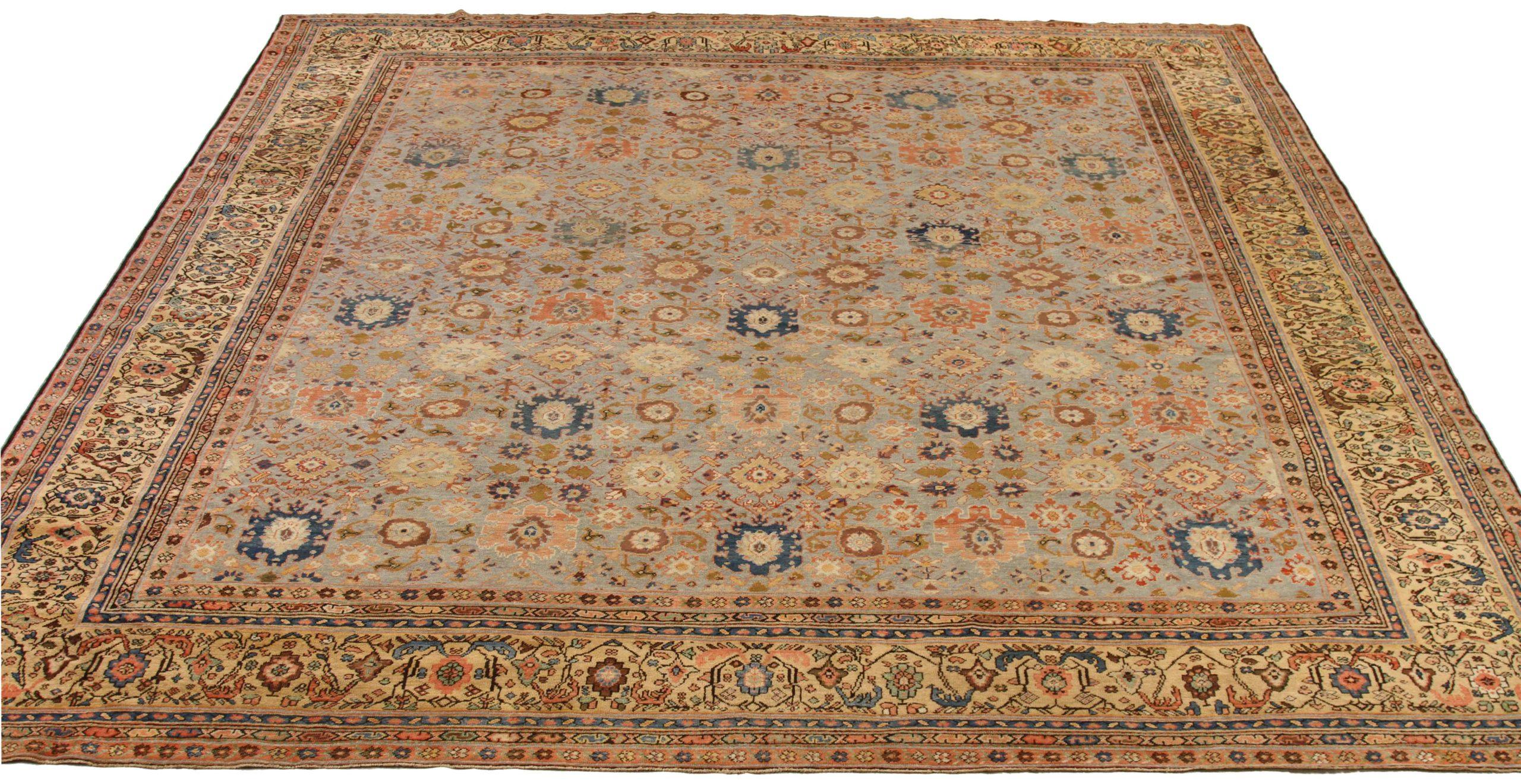 Entdecken Sie die Eleganz des persischen Sultanabad mit seiner wunderschönen Handwerkskunst von CIRCA 1880. Dieses exklusive Design, das mit viel Liebe zum Detail entworfen wurde, ist perfekt, um Ihren Raum zu verschönern.