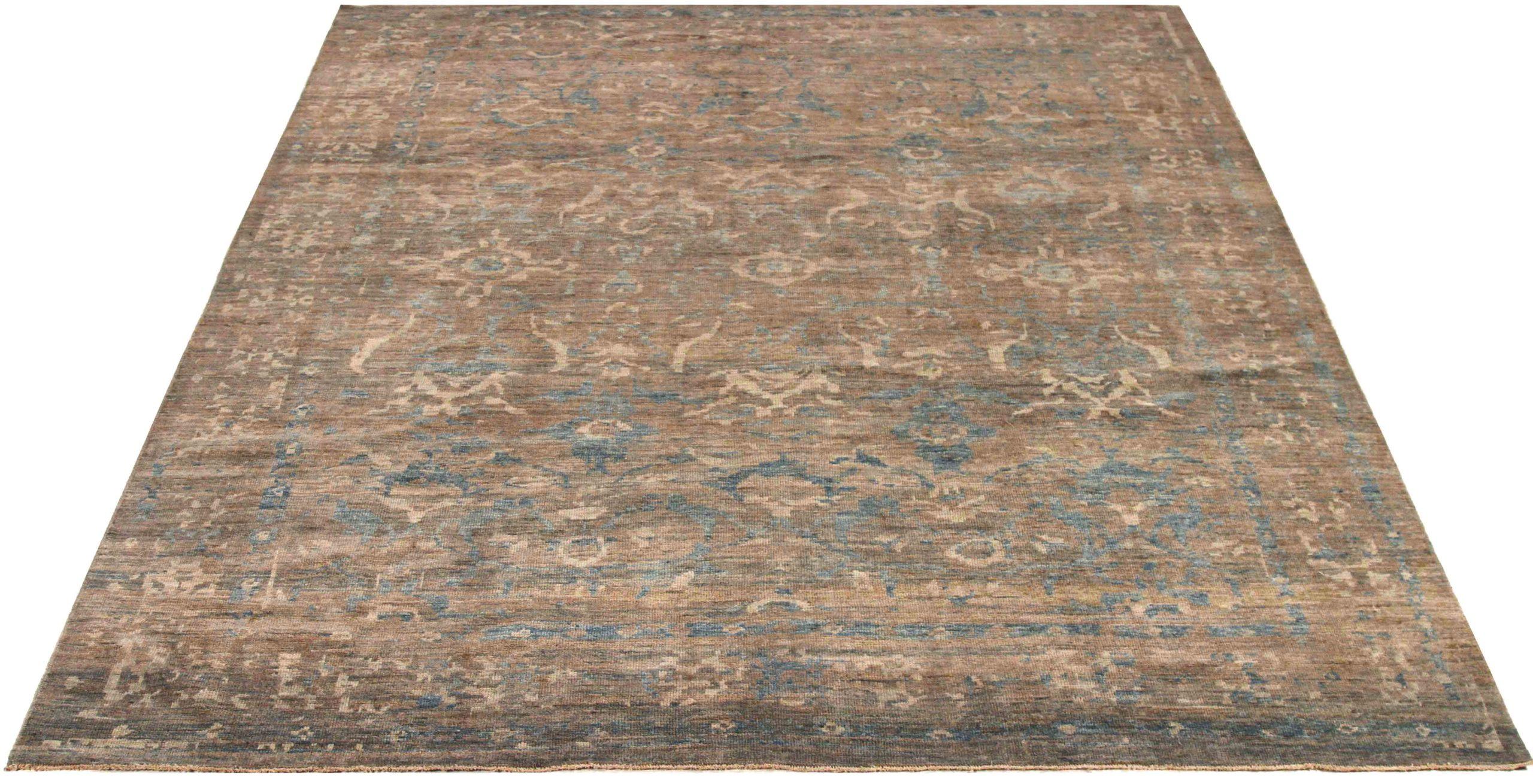 Discover the elegance of Persian Sultanabad featuring beautiful craftsmanship in Circa 1990. Designed with meticulous attention to detail, this exclusive design is perfect for enhancing your space.