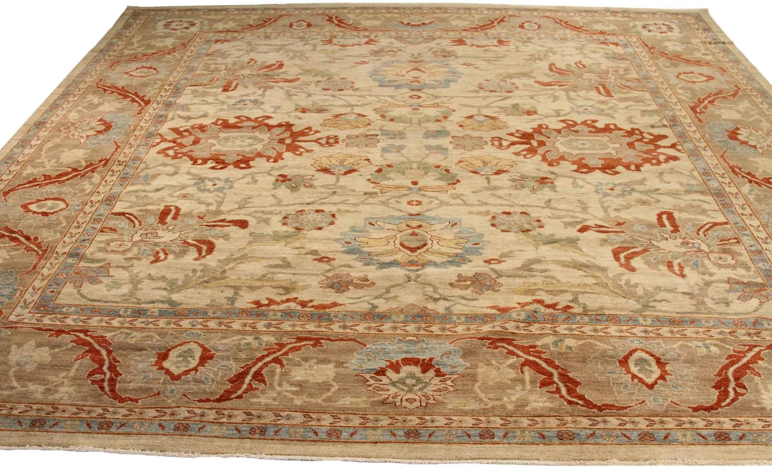 Scopri l'eleganza del Sultanabad persiano, caratterizzato da una splendida lavorazione artigianale. Progettato con una meticolosa attenzione ai dettagli, questo design esclusivo è perfetto per valorizzare il tuo spazio.