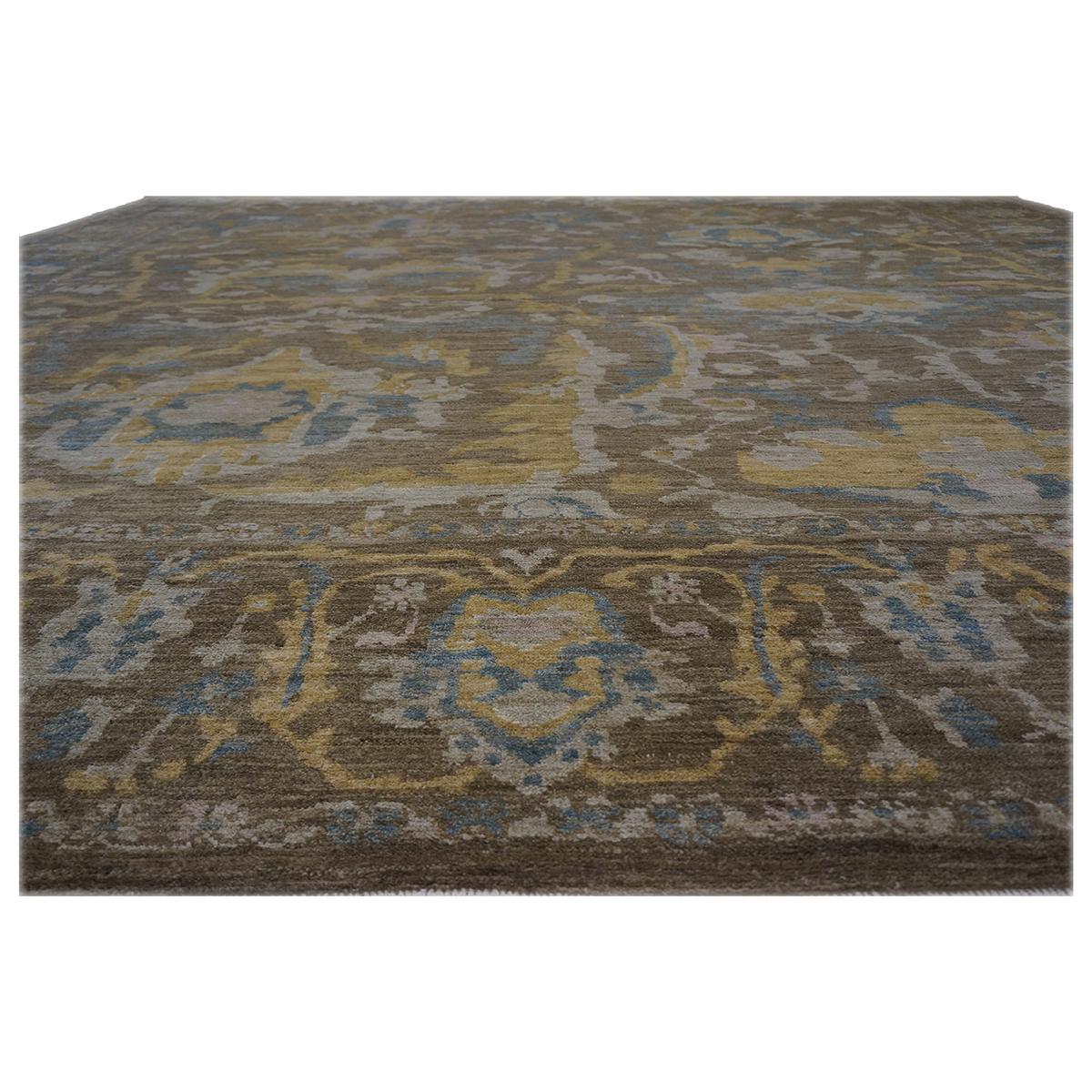 Persian Sultanabad Masters Collection 12 x 15 Brown, Light Blue, Gold im Zustand „Hervorragend“ im Angebot in Houston, TX