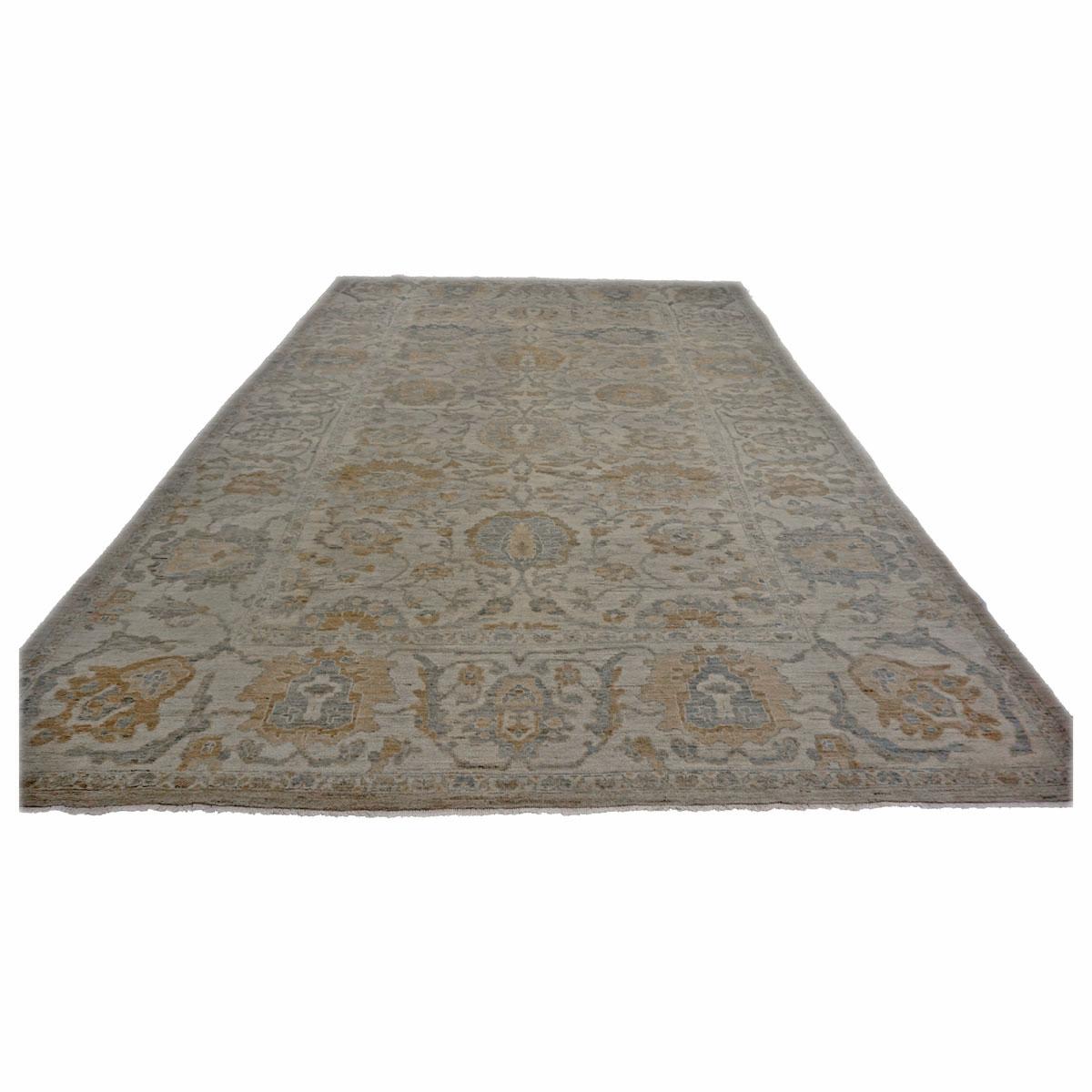 Zustand: Neu

Herkunft: Persien

Entwurf: Sultanabad

Tatsächliche Größe: 9,10 x 14,4

Farben: Elfenbein, Hellblau, Orange, Grau

Inhalt: Wolle