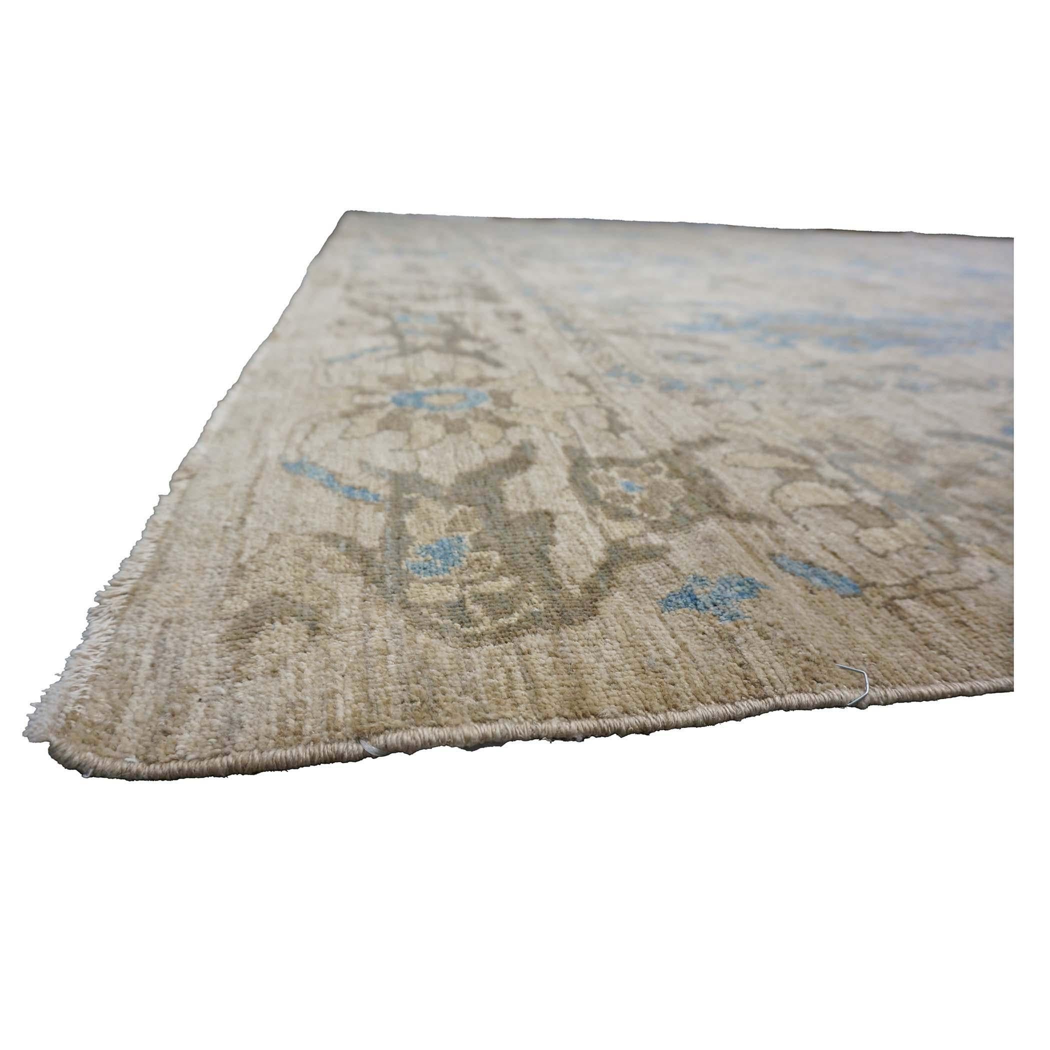 Persisch Sultanabad Masters Wolle 12 x 18 Hellblau, Beige, & Braun Handgefertigt Bereich im Zustand „Hervorragend“ im Angebot in Houston, TX