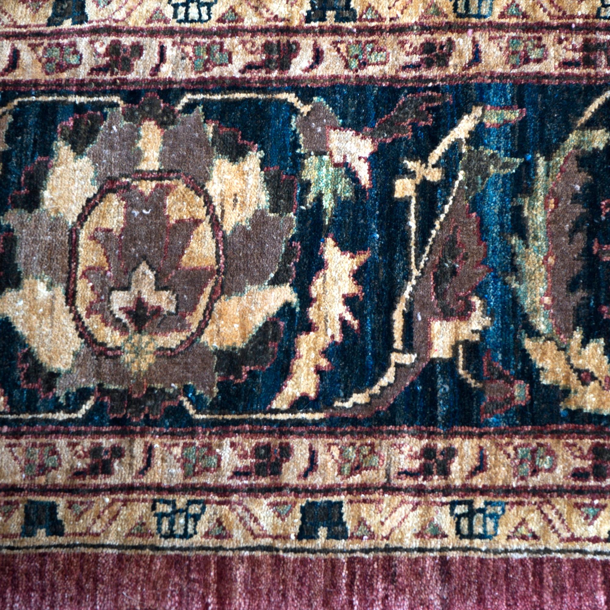 Persian Sultanabad Oriental Wool Rug 20th C For Sale 2