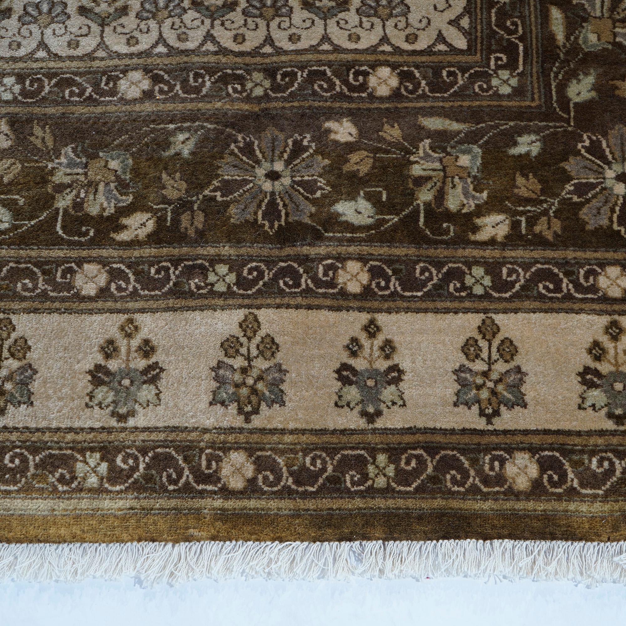 Tapis persan oriental en laine de Sultanabad avec motif floral sur toute sa surface 20e siècle en vente 5