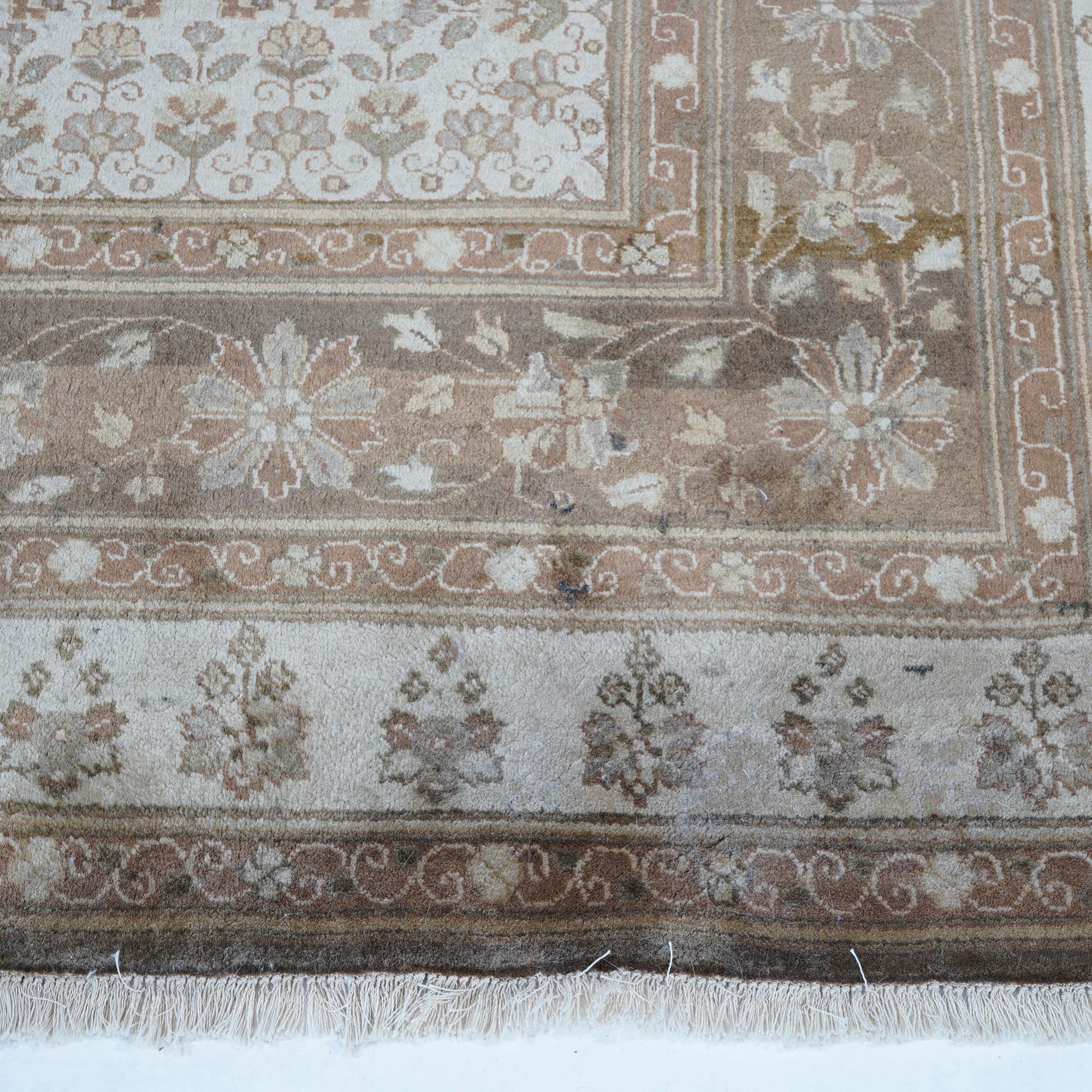 Tapis persan oriental en laine de Sultanabad avec motif floral sur toute sa surface 20e siècle en vente 6