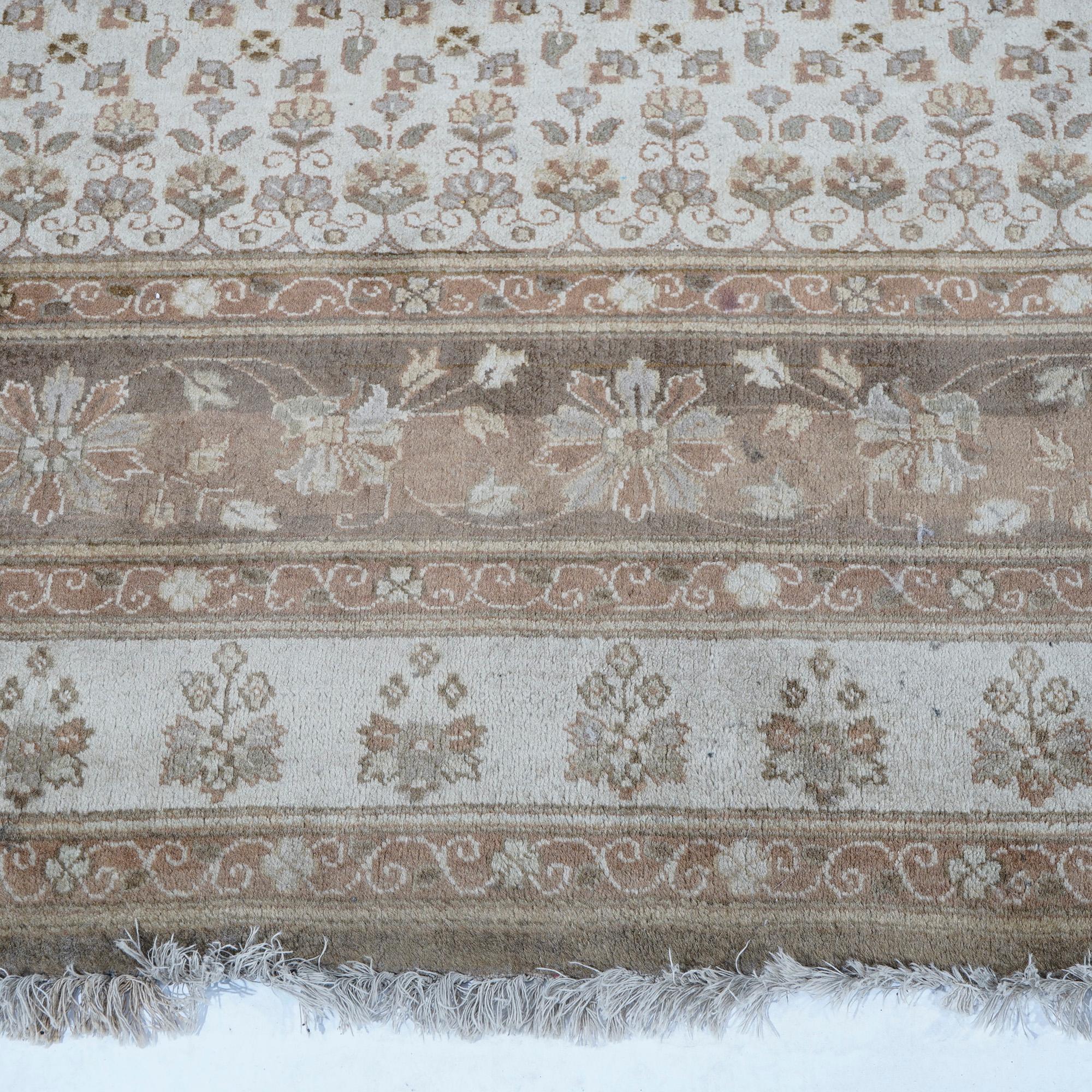 Tapis persan oriental en laine de Sultanabad avec motif floral sur toute sa surface 20e siècle en vente 7