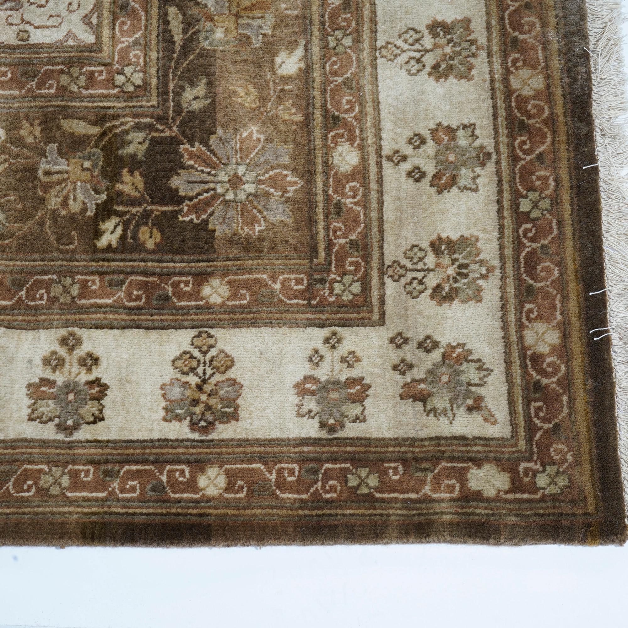 Tapis persan oriental en laine de Sultanabad avec motif floral sur toute sa surface 20e siècle en vente 10