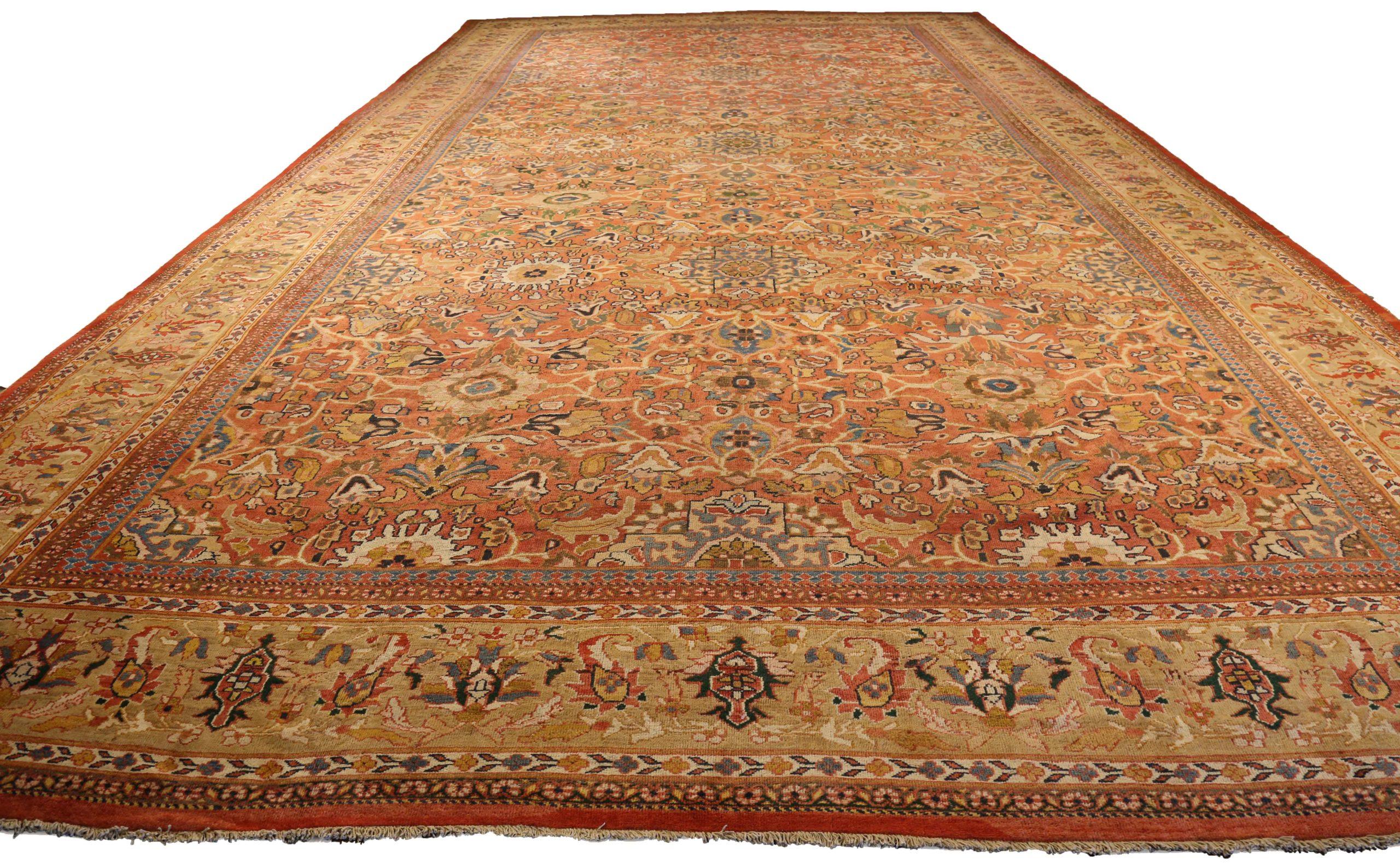 Entdecken Sie die Eleganz des persischen Sultanabad-Teppichs in Übergröße aus der Zeit um 1880. Dieses exklusive Design aus Wolle und GrünRotGelb ist perfekt, um Ihren Raum zu verschönern.