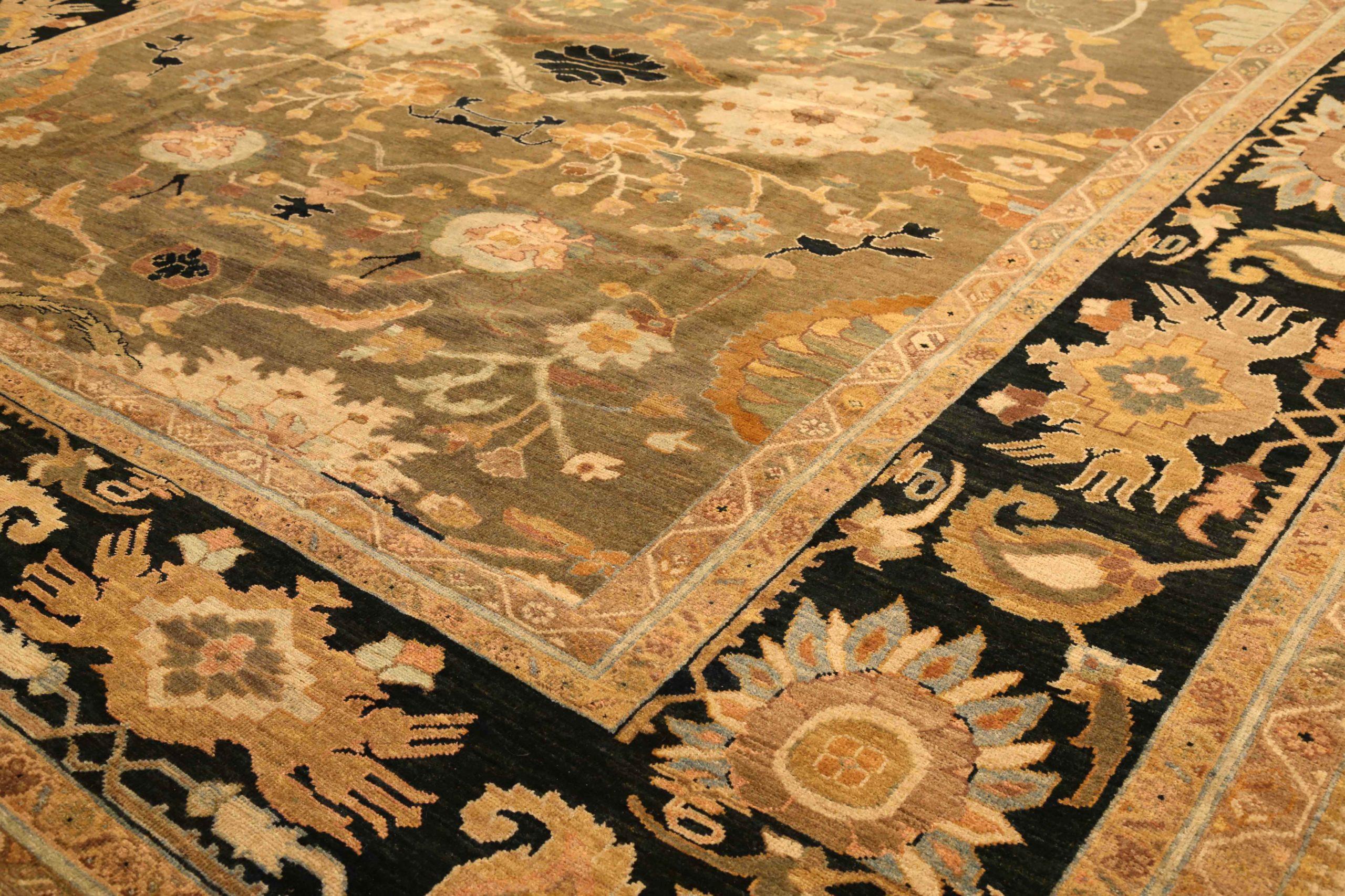 Asiatico Persian Sultanabad Over Size Rug Circa 1990 - Wool Black Ivory Taupe 73691 in vendita