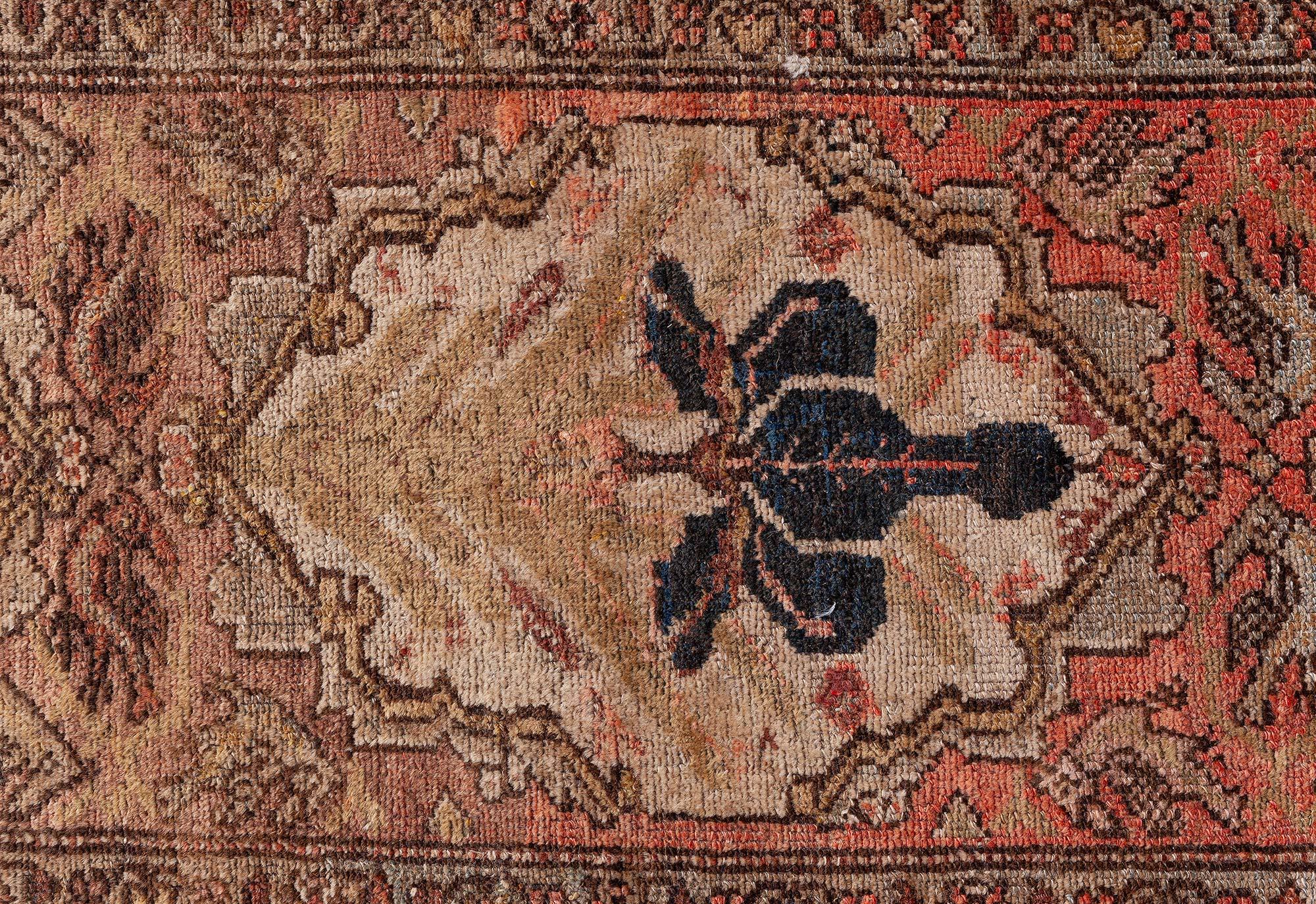Doris Leslie Blau Persischer Sultanabad-Teppich im Zustand „Gut“ im Angebot in New York, NY
