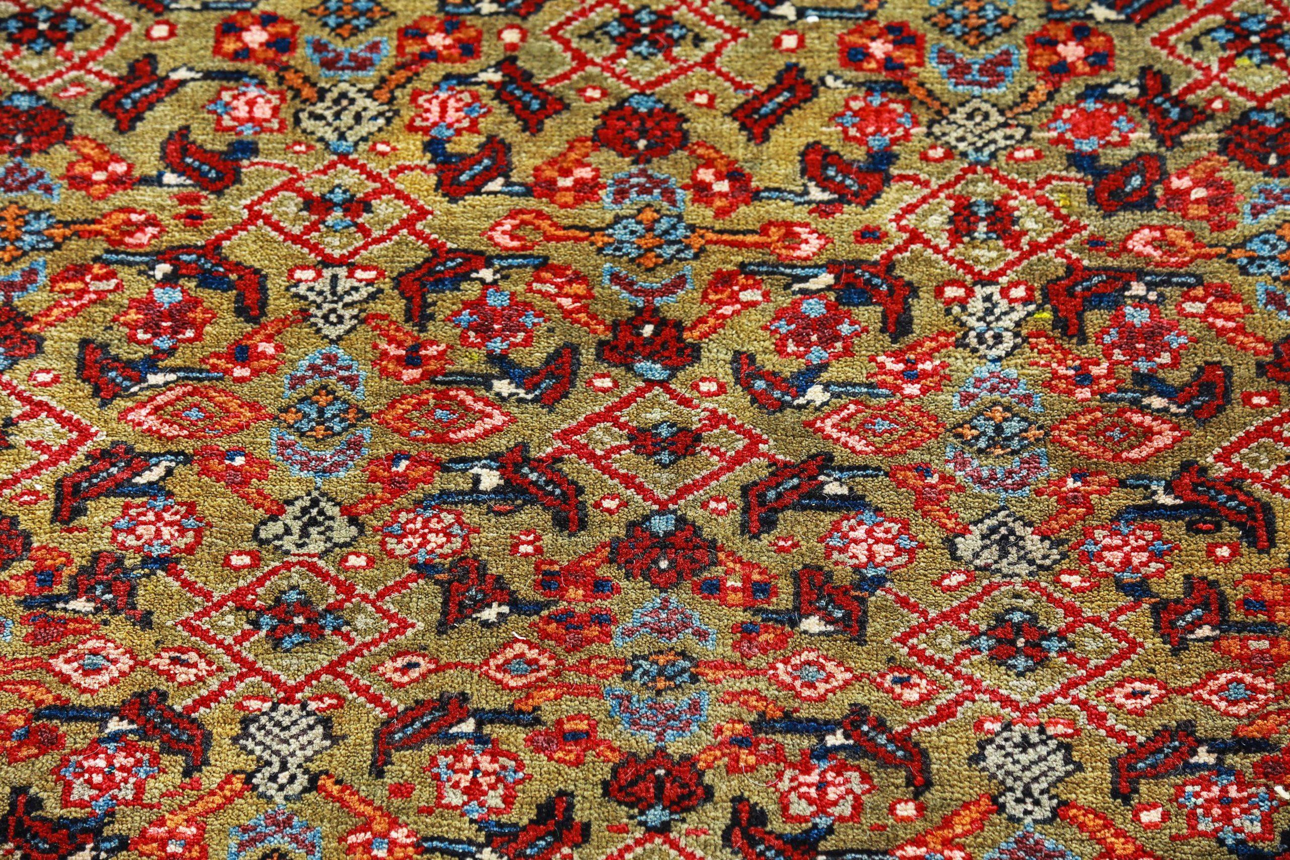 Persischer Sultanabad-Läufer aus Wolle - Grün-Rot-Design - 91164 im Zustand „Hervorragend“ im Angebot in Dallas, TX