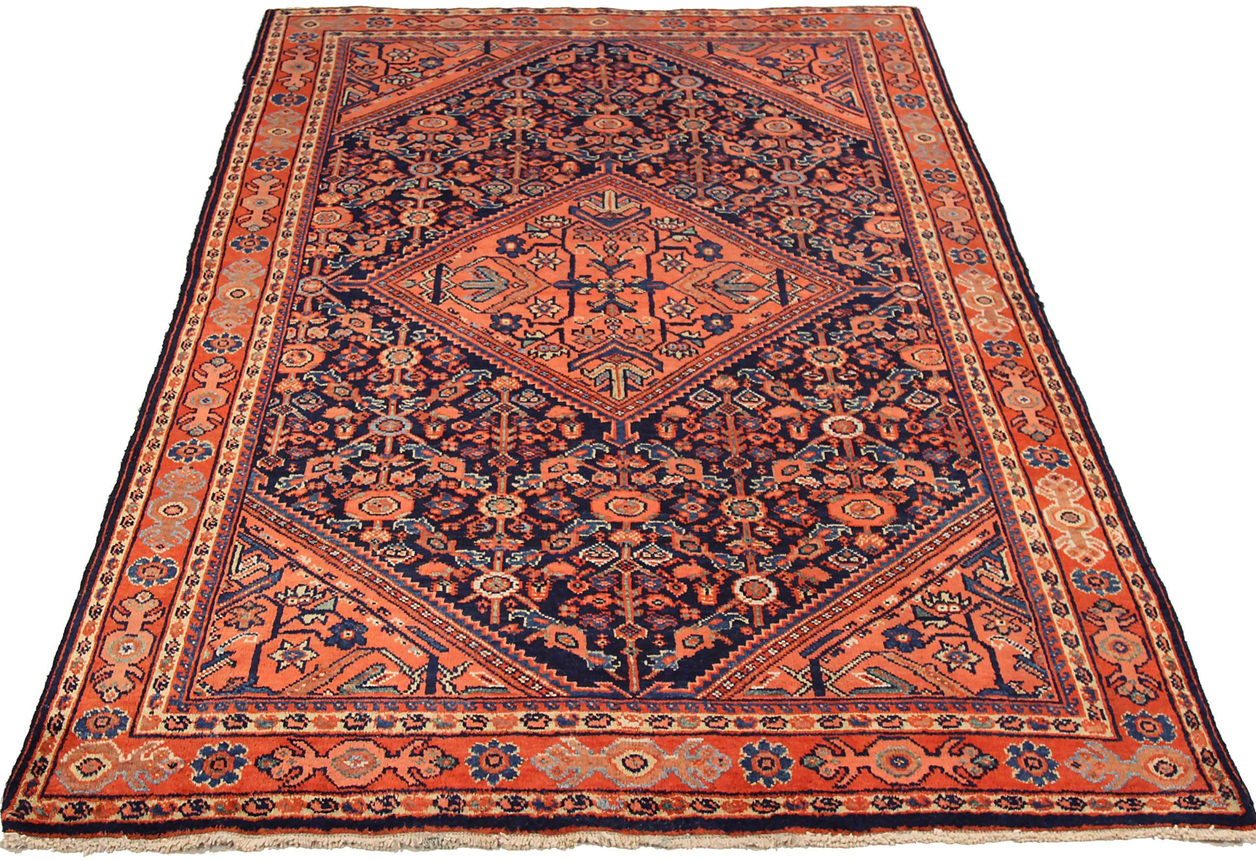 Entdecken Sie die Eleganz des persischen Sultanabad mit dem kleinen Teppich von CIRCA 1880. Dieses exklusive Design aus Wolle und ElfenbeinMarineblauRot ist perfekt, um Ihren Raum zu verschönern.