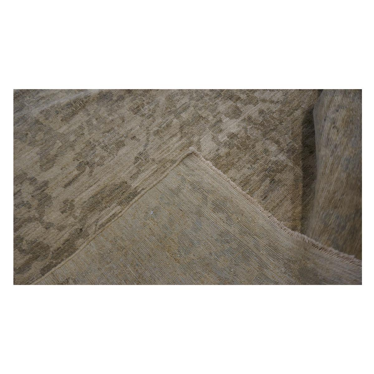 Persian Sultanabad Wool 6x9 Ivory & Gray Handmade Area Rug (Handgeknüpft) im Angebot
