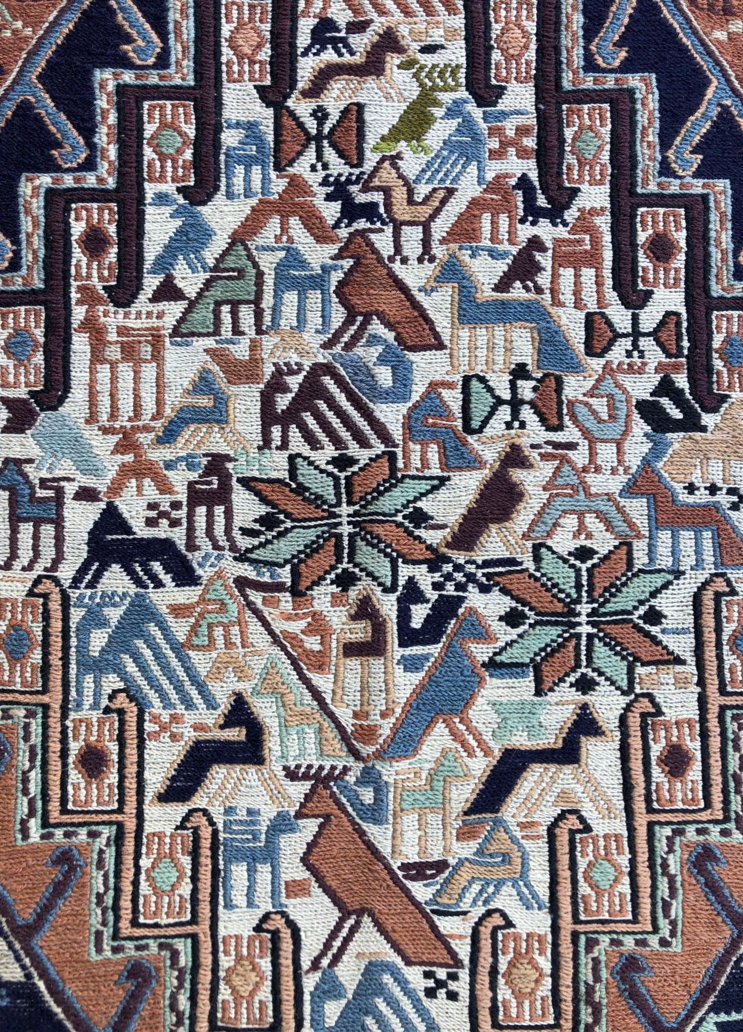 Noué à la main Tapis Kilim Persan Sumak Multi-Color Tribal Animal Motif en vente