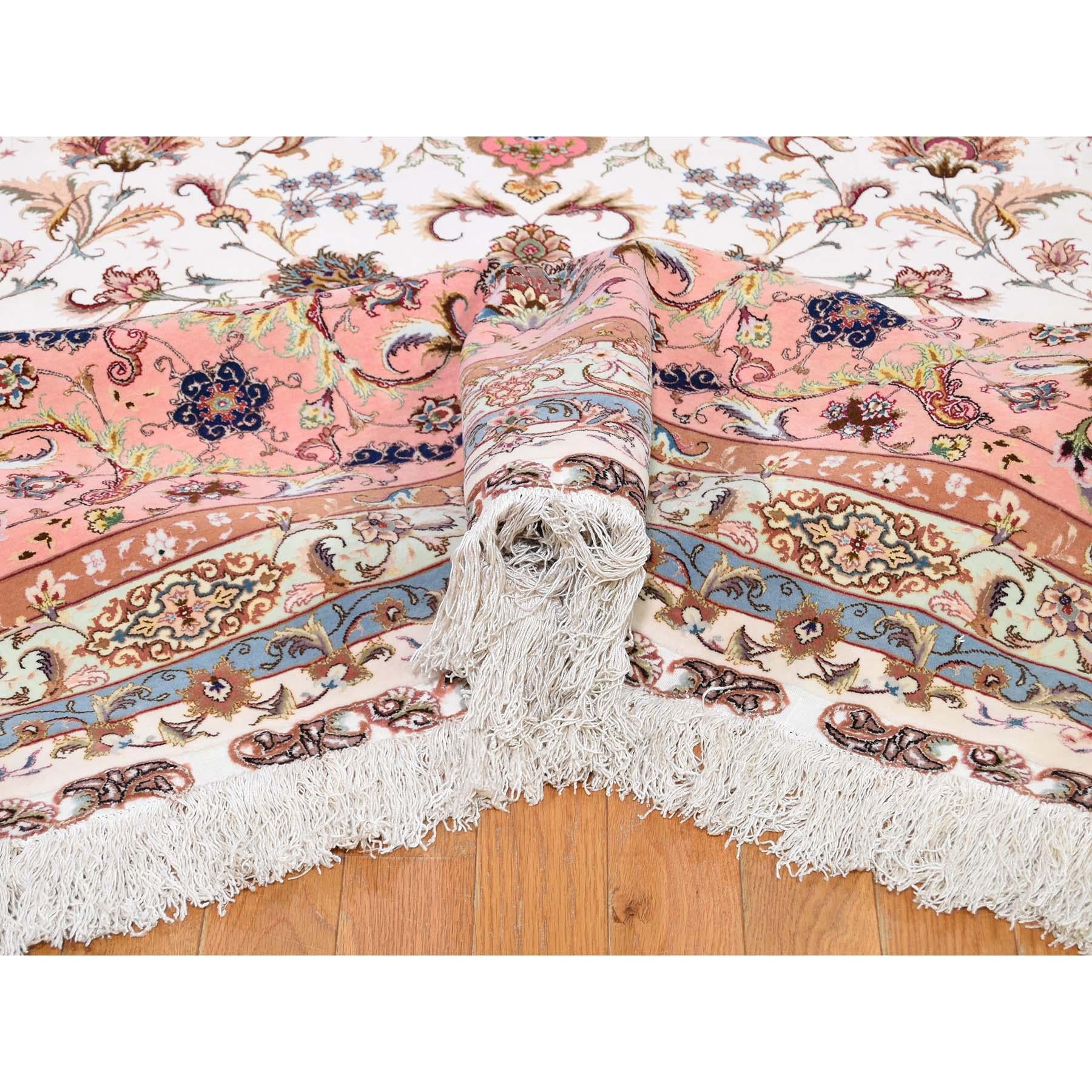 Persian Tabriz 400 Kpsi Mansion Size Wool and Silk Hand Knotted Rug In New Condition In Carlstadt, NJ