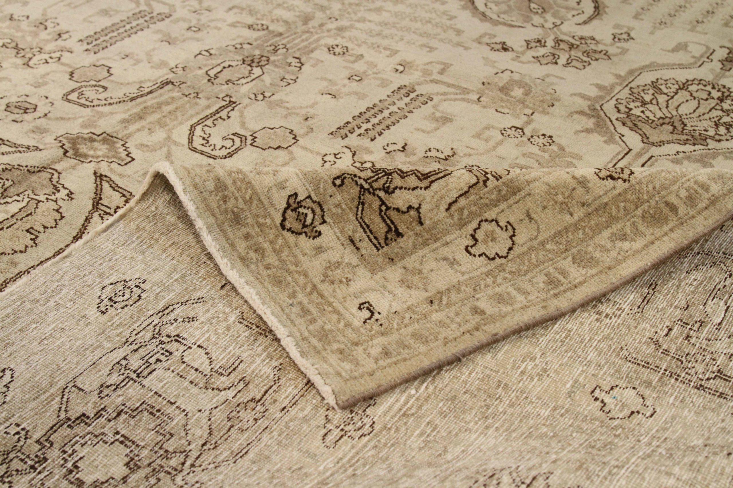Persian Tabriz Area Rugs - 16296 In condizioni ottime in vendita a Dallas, TX