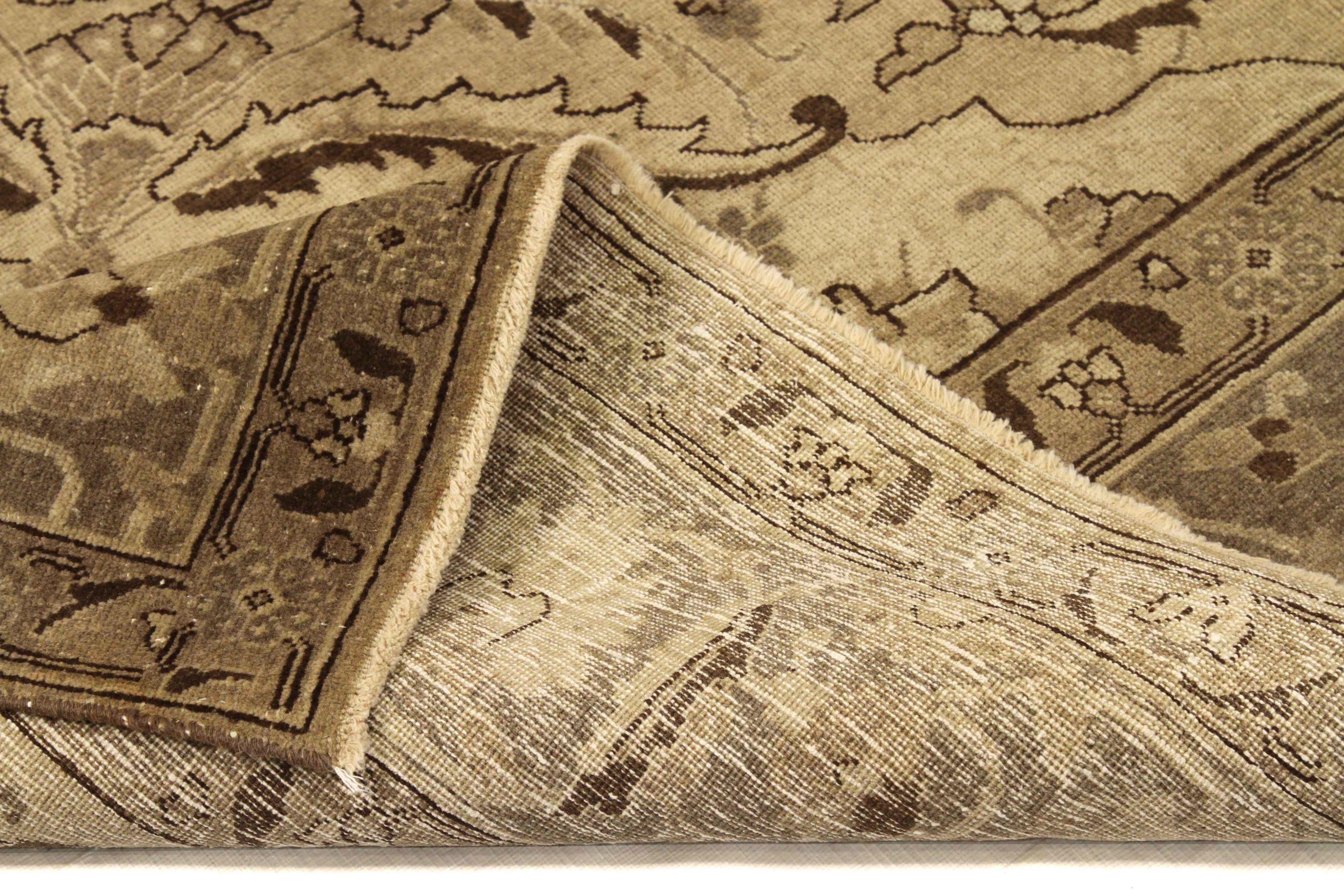 Persian Tabriz Area Rugs - 16298 siglo XX en venta