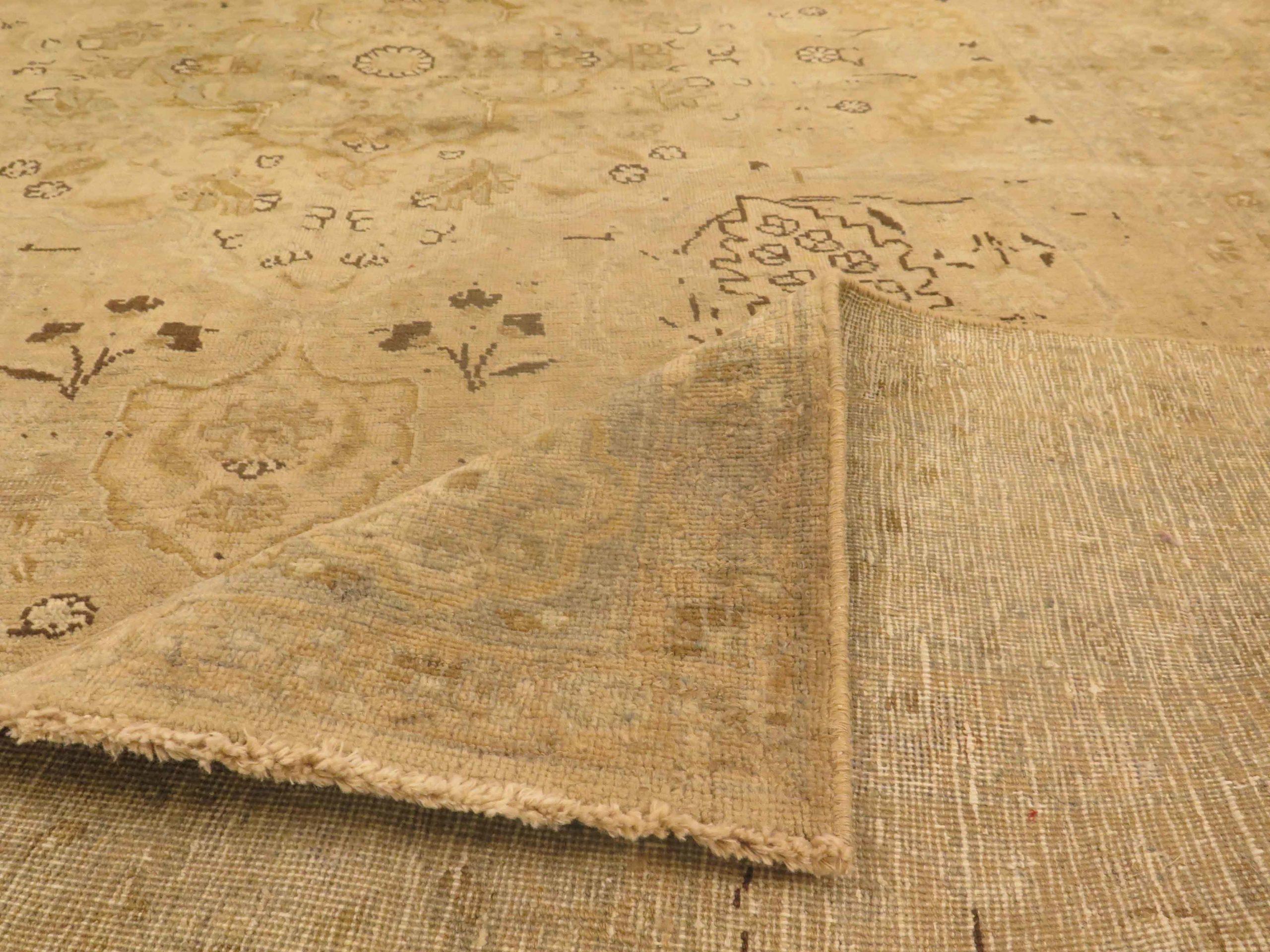 Persian Tabriz Area Rugs - 16374 In condizioni ottime in vendita a Dallas, TX