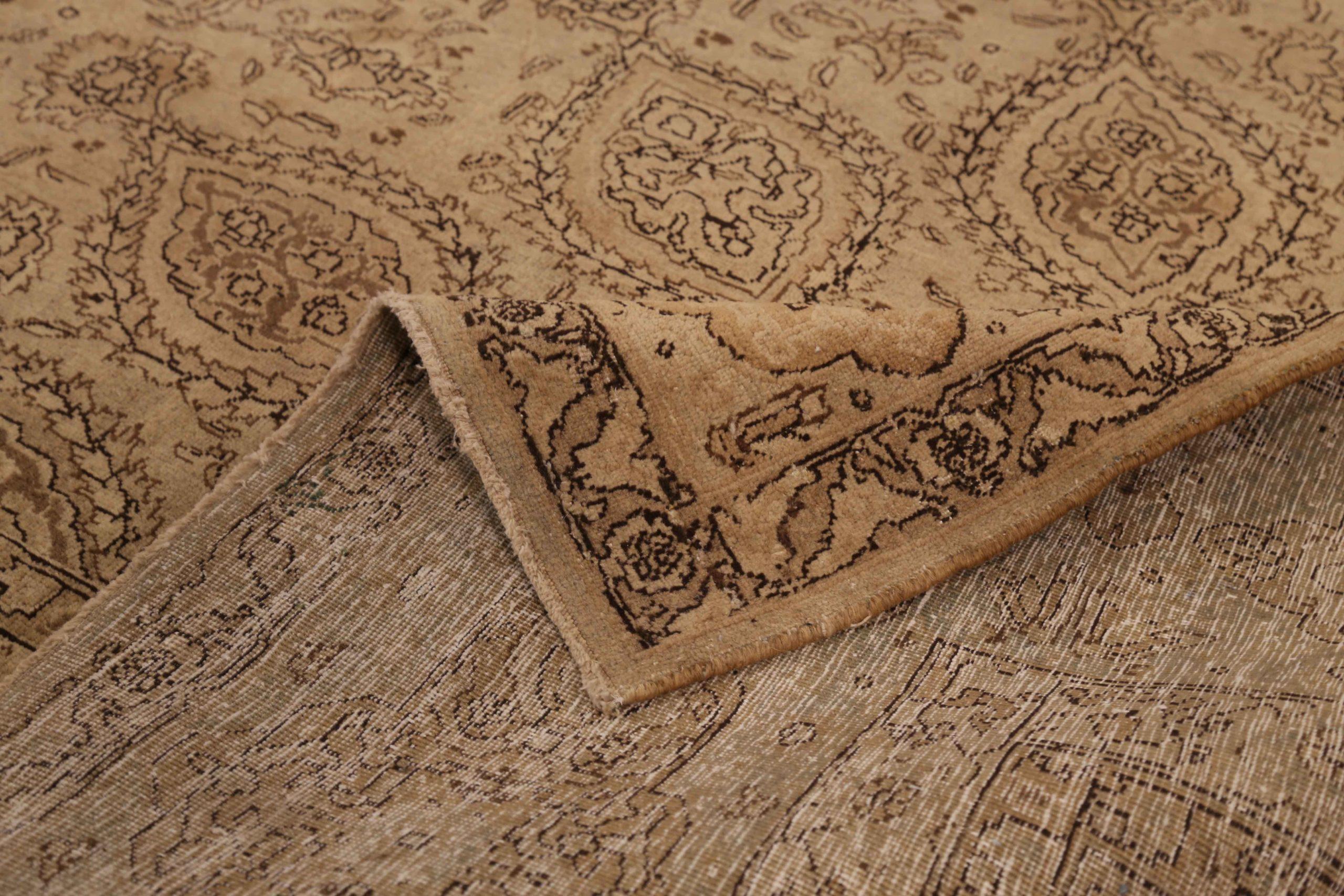 Persian Tabriz Area Rugs Circa 1880 - 68036 In Excellent Condition For Sale In Dallas, TX