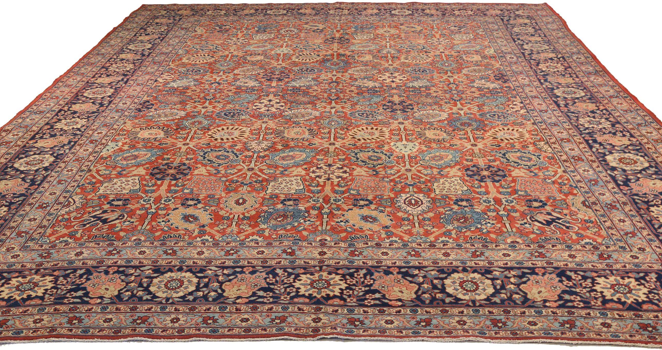 Scopri l'eleganza del Tabriz persiano con i tappeti d'area CIRCA del 1880. Progettato con lana e blu-marino-rosso-giallo, questo design esclusivo è perfetto per valorizzare il tuo spazio.