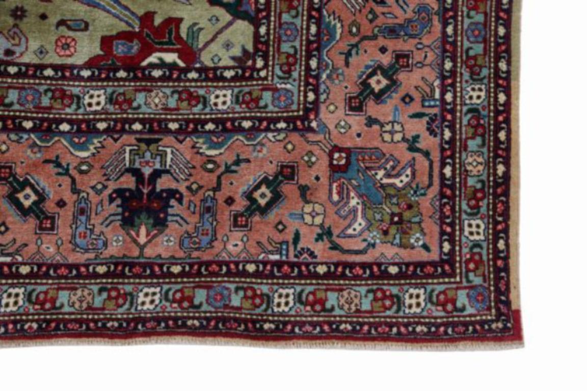 Asiatique Tapis persans de Tabriz datant d'environ 1910 - motif en laine bleu vert ivoire rose - 91566 en vente