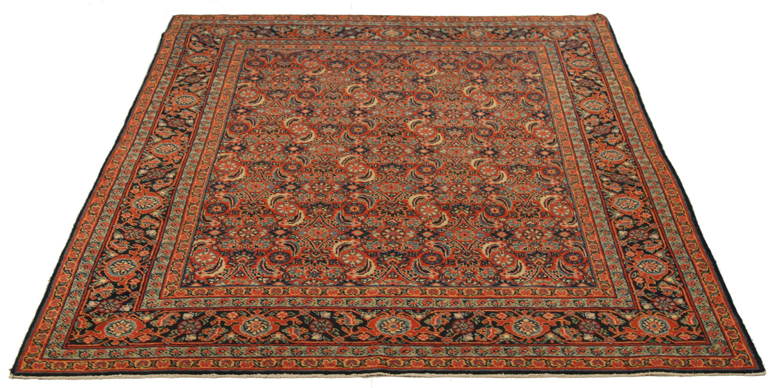 Scopri l'eleganza dei tappeti persiani Tabriz. Progettato con una meticolosa attenzione ai dettagli, questo design esclusivo è perfetto per valorizzare il tuo spazio.
