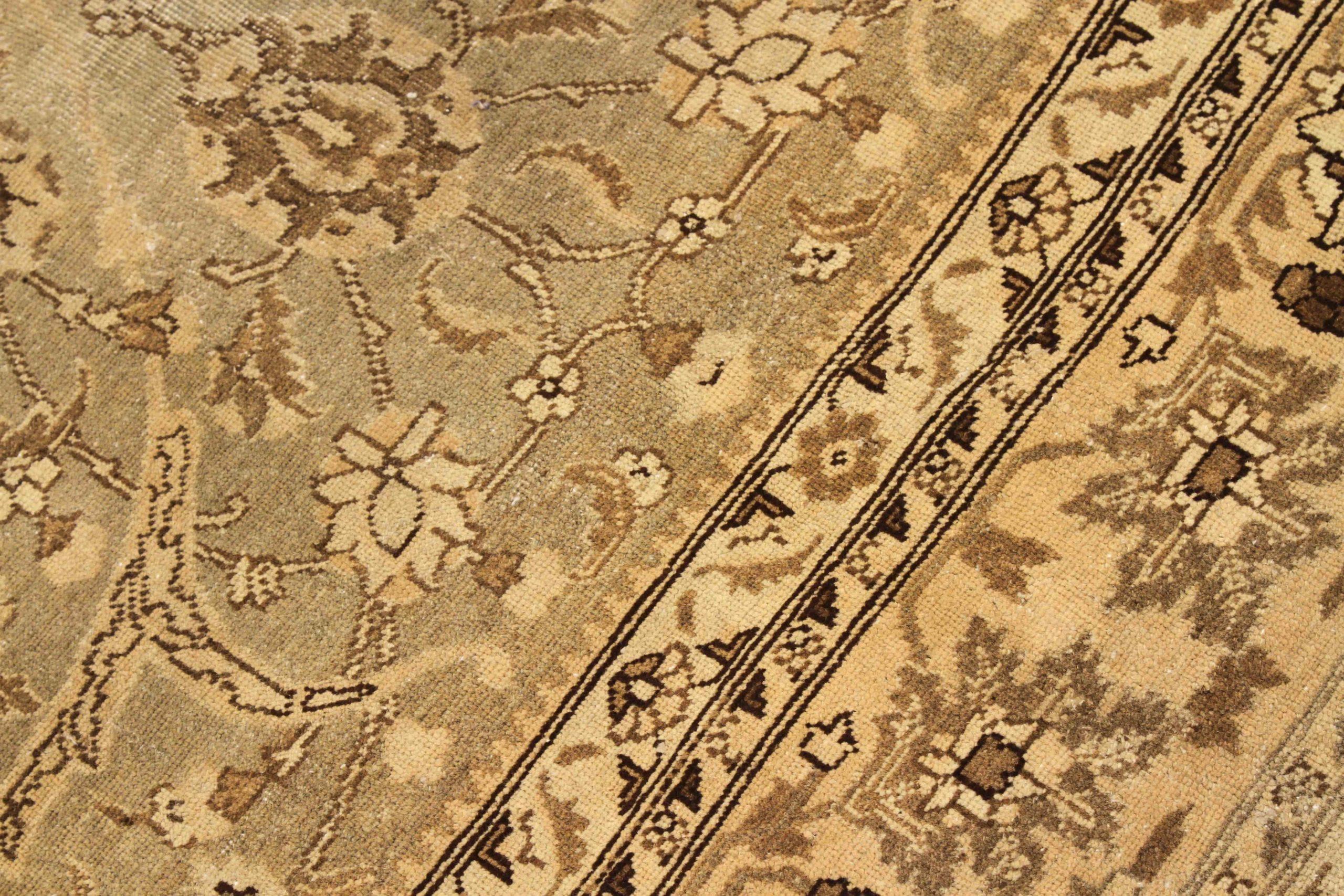Persian Tabriz Area Rugs - 54102 Excellent état - En vente à Dallas, TX