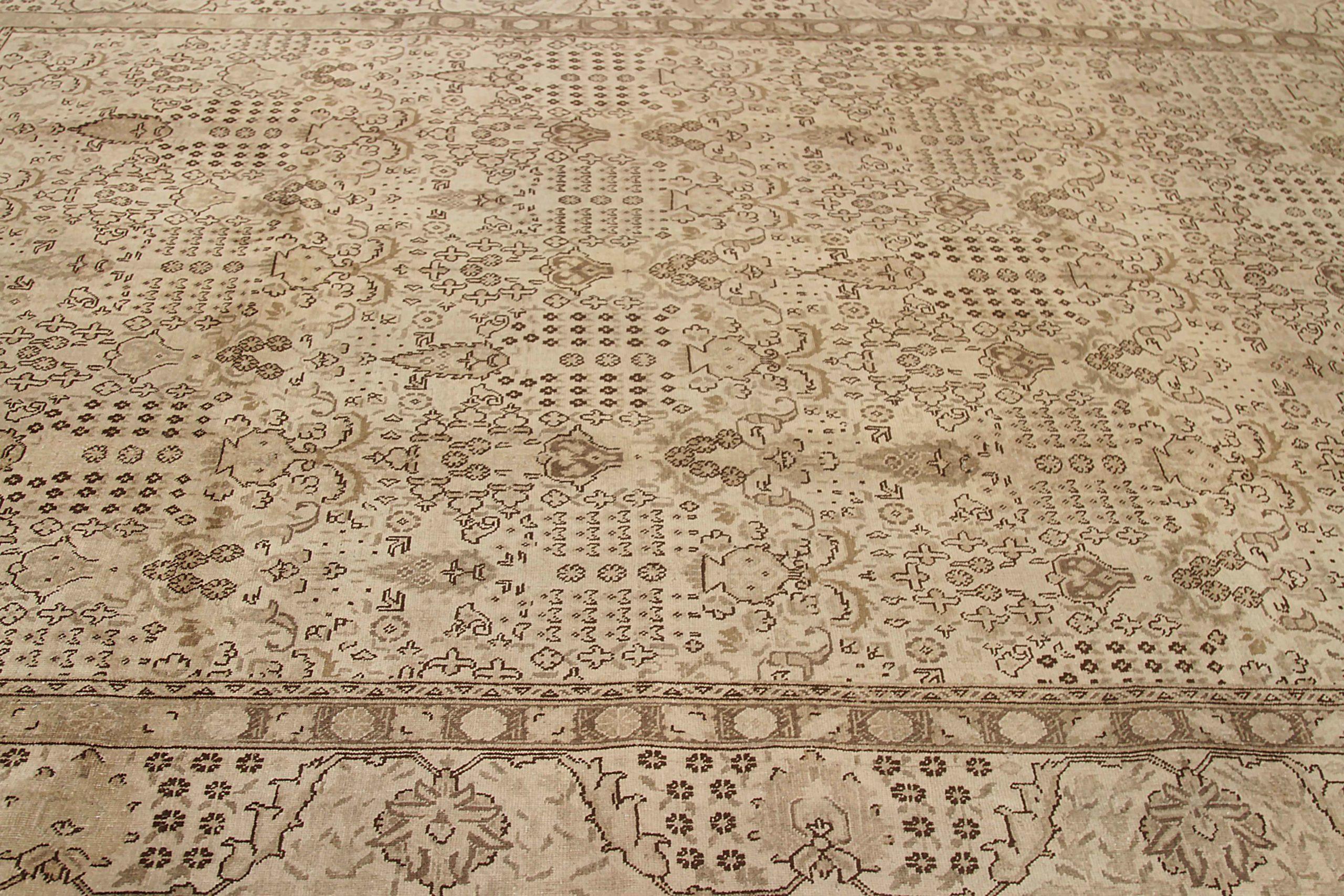Asiatique Tapis persans de Tabriz - 67962 en vente