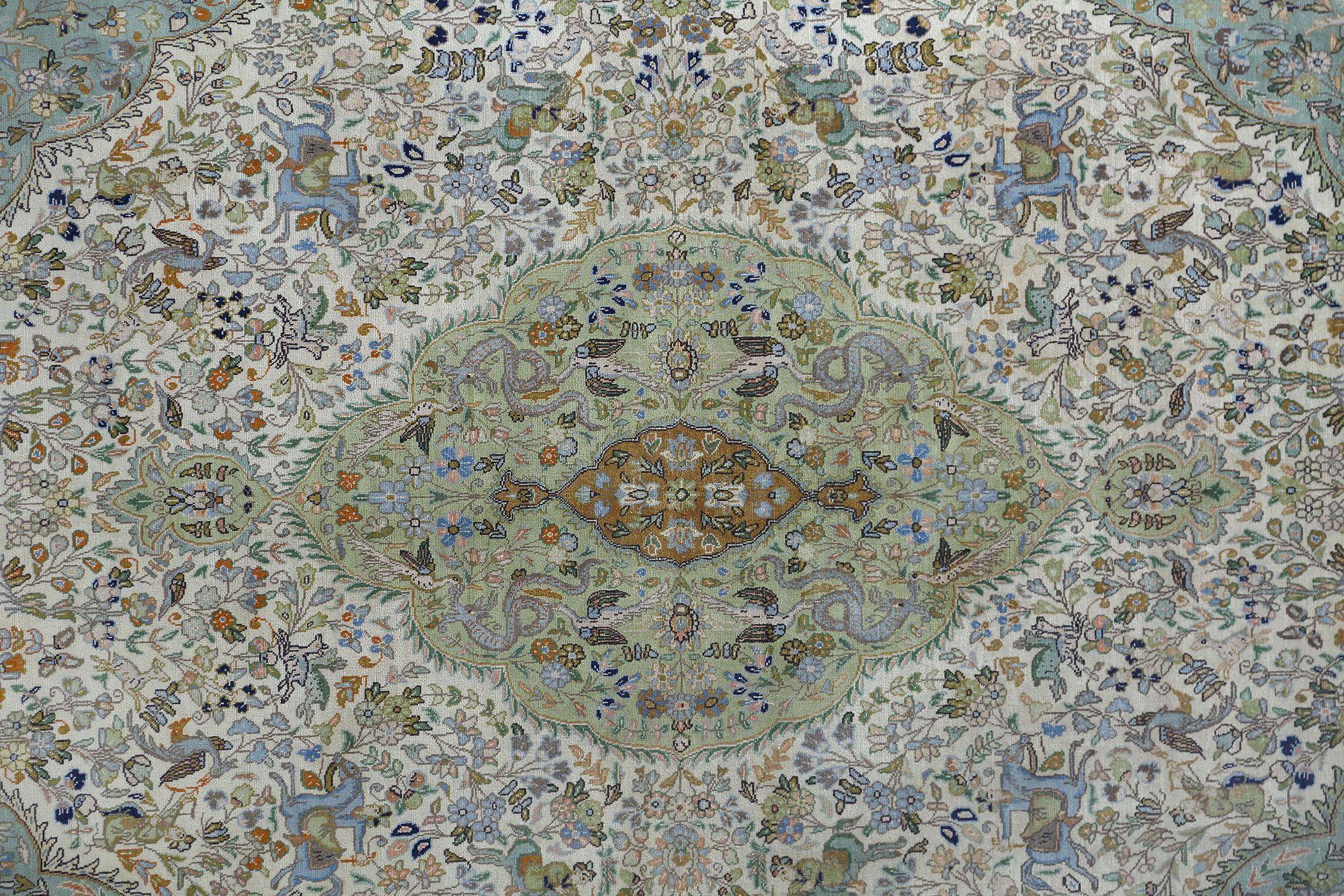 Persische Täbris-Teppiche - Wolle Grün Elfenbein Hellblau Design - 97190 (Irakisch) im Angebot
