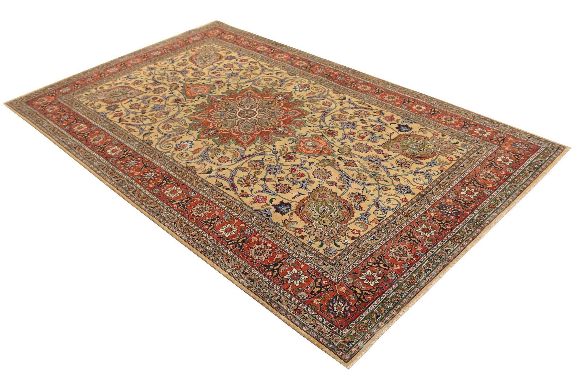20ième siècle Tapis persans de Tabriz - Motif jaune laine - 97472 en vente