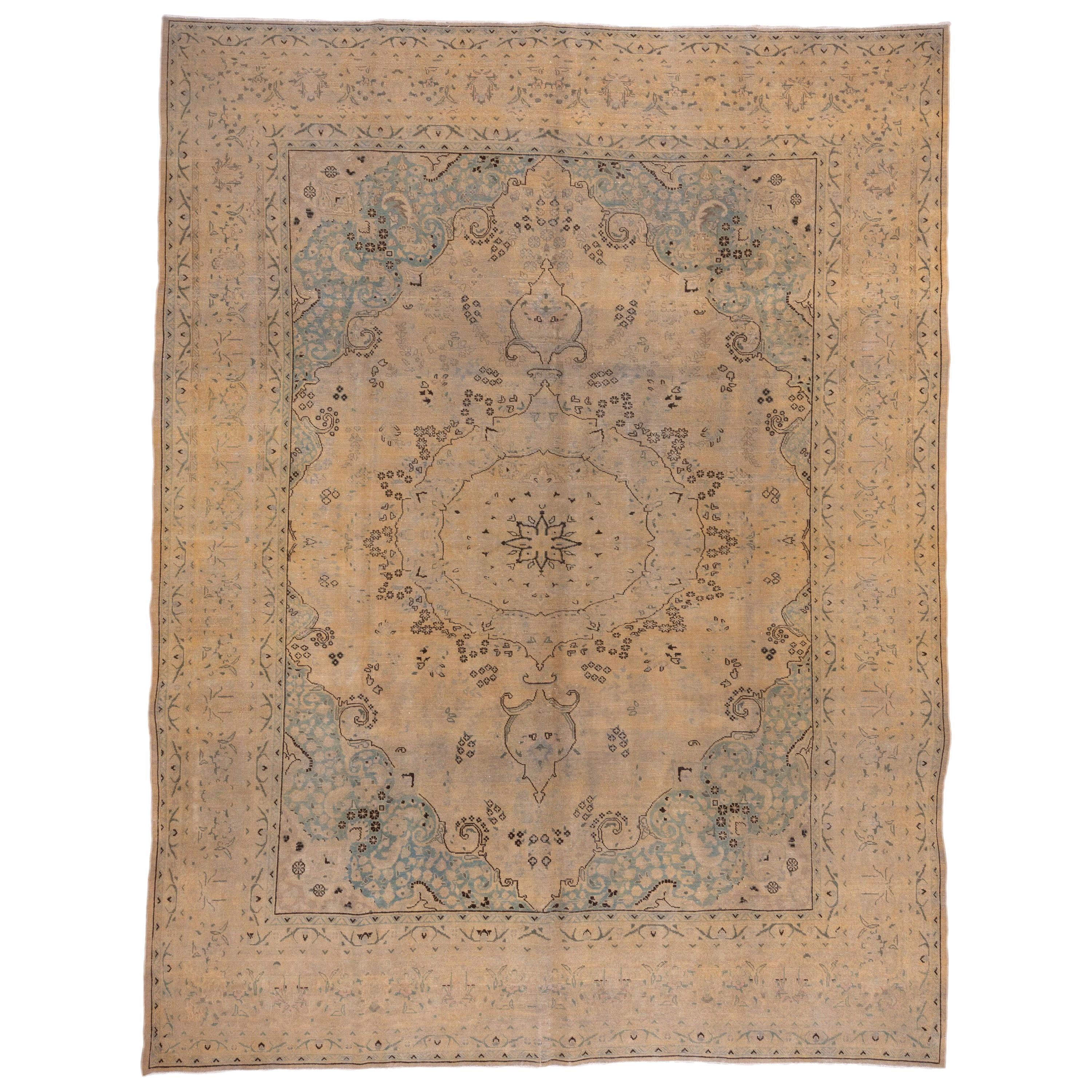 Tapis persan de Tabriz en vente