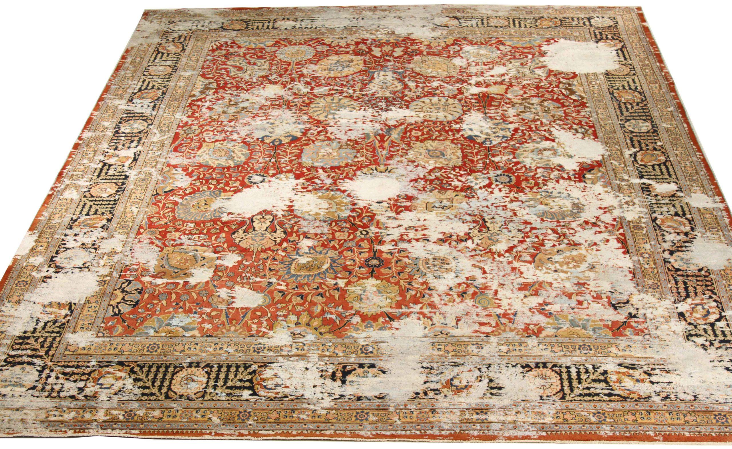 Scopri l'eleganza del Tabriz persiano, caratterizzato da una splendida lavorazione artigianale del 1880 circa. Progettato con una meticolosa attenzione ai dettagli, questo design esclusivo è perfetto per valorizzare il tuo spazio.