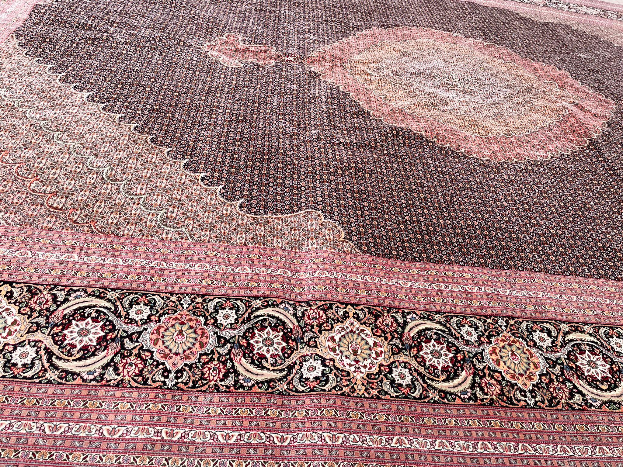 Persian Tabriz Mahi Carpet For Sale 4