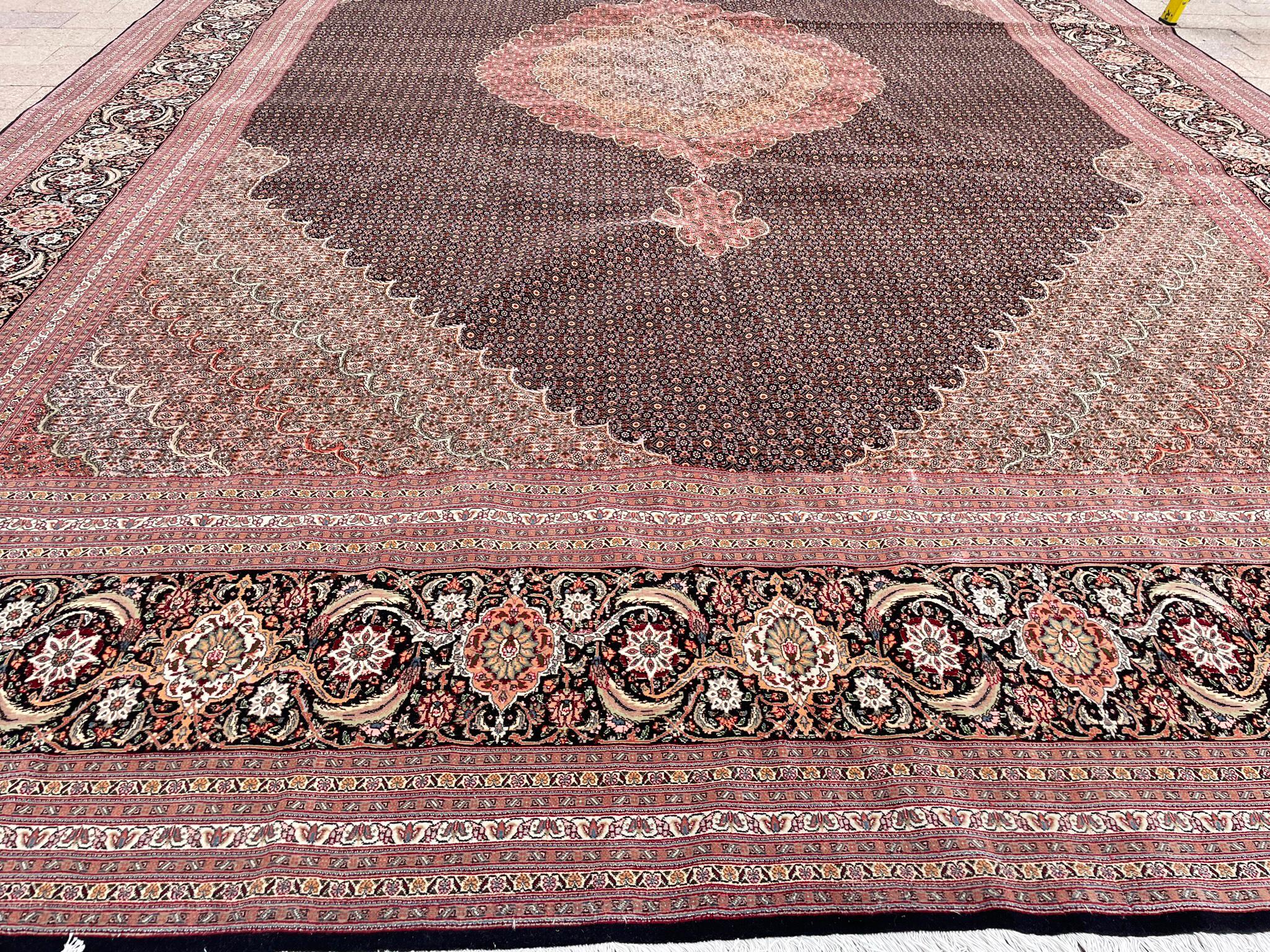 Persian Tabriz Mahi Carpet For Sale 6