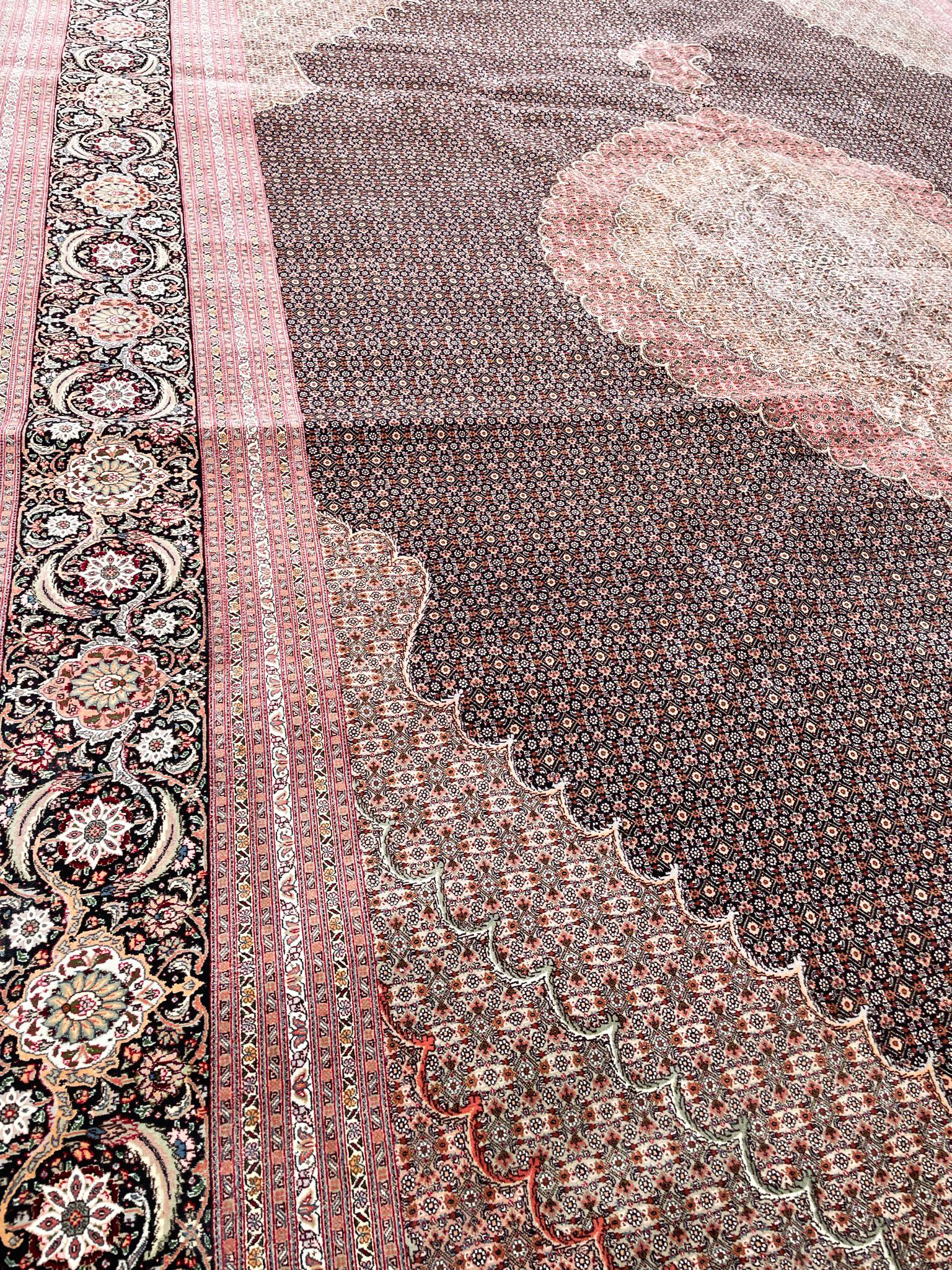 Persian Tabriz Mahi Carpet For Sale 3