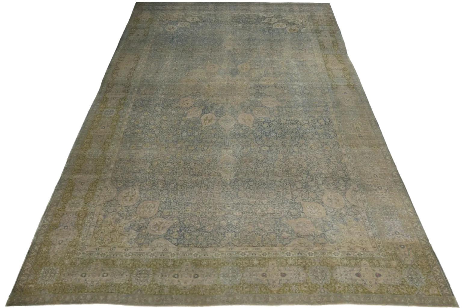 Persian Tabriz Over Size Rug - Blue Green Taupe Design In Excellent Condition For Sale In Dallas, TX