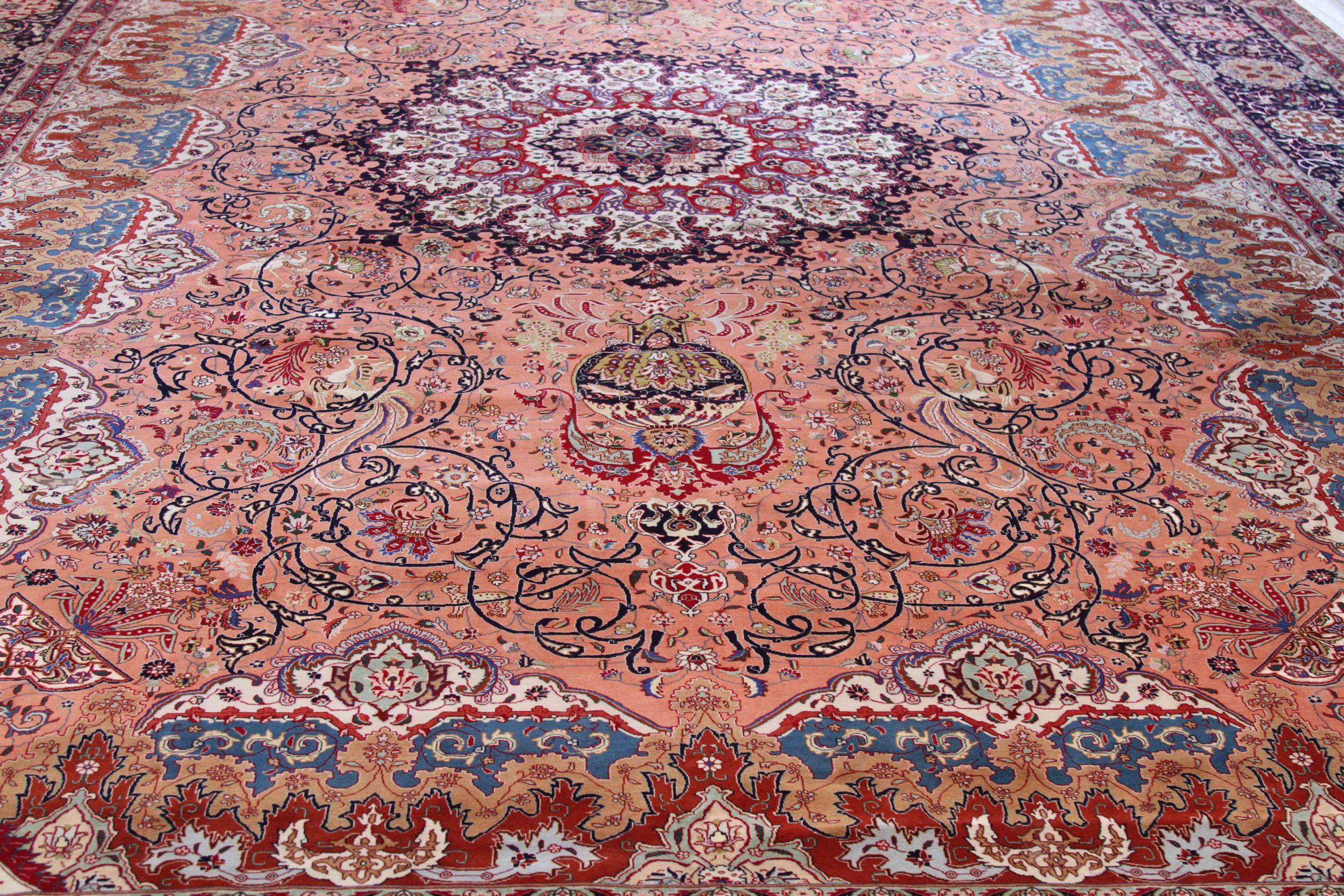 Perse Tapis persan Tabriz Over Size datant d'environ 1940 - Laine bleu ivoire rose 70605 en vente