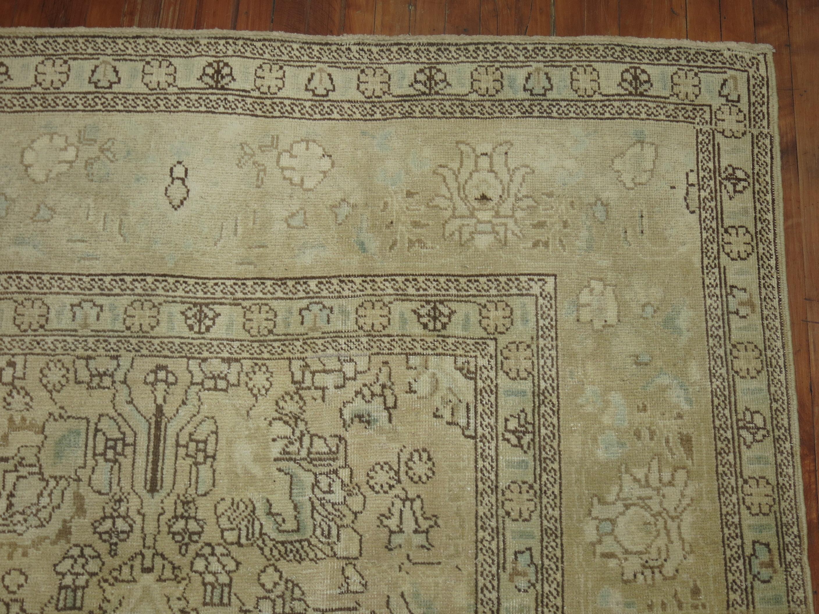 Zabihi Collection Persisch Tabriz Teppich in Raumgröße im Angebot 1