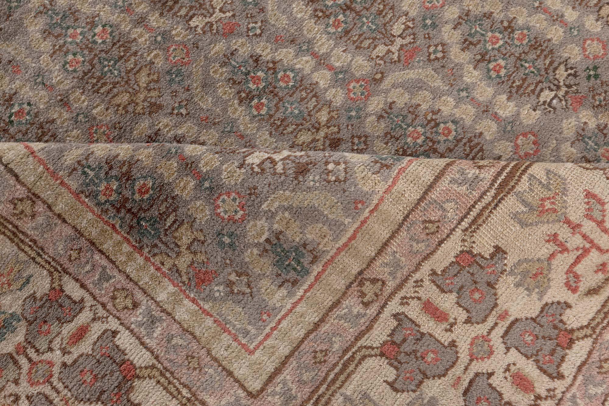 Mid-20th Century Persian Tabriz rug
Size: 7'9