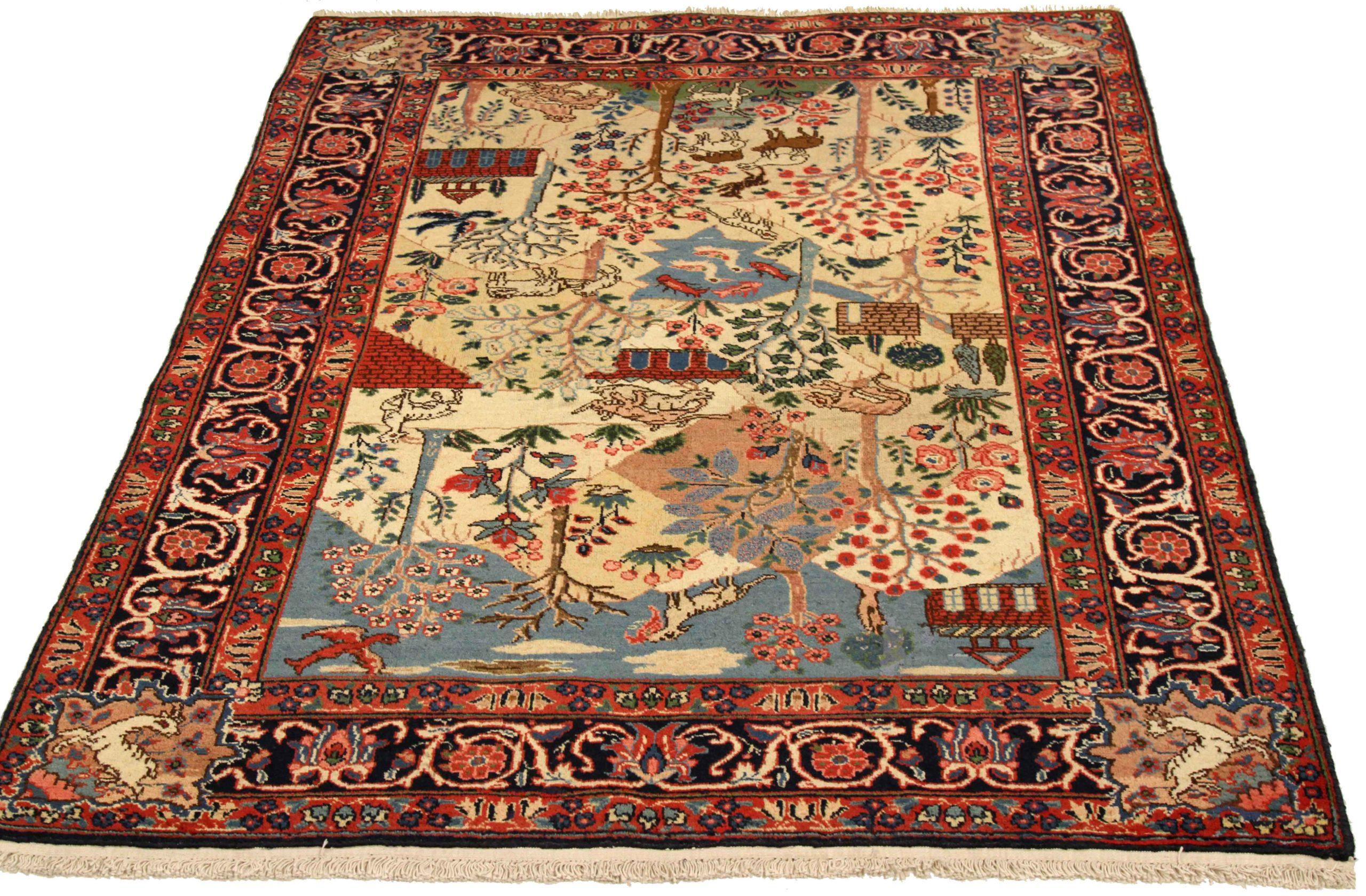 Entdecken Sie die Eleganz des persischen Täbris mit dem kleinen Teppich CIRCA 1910. Dieses exklusive Design in den Farben Wolle und BlauElfenbeinMarineblauRot ist perfekt, um Ihren Raum zu verschönern.