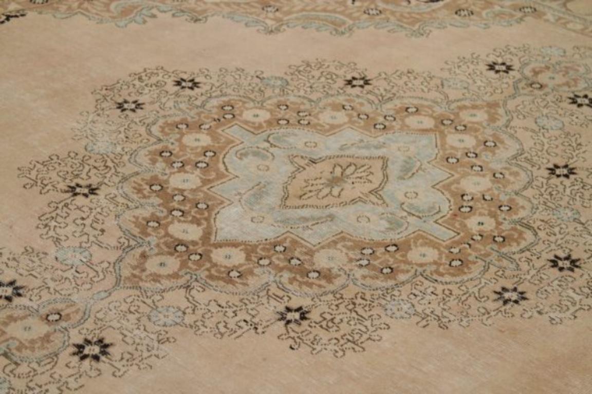 Persische Täbris Quadratische Teppiche CIRCA 1910 - Wolle Braun Elfenbein Rosa - 91760 (20. Jahrhundert) im Angebot