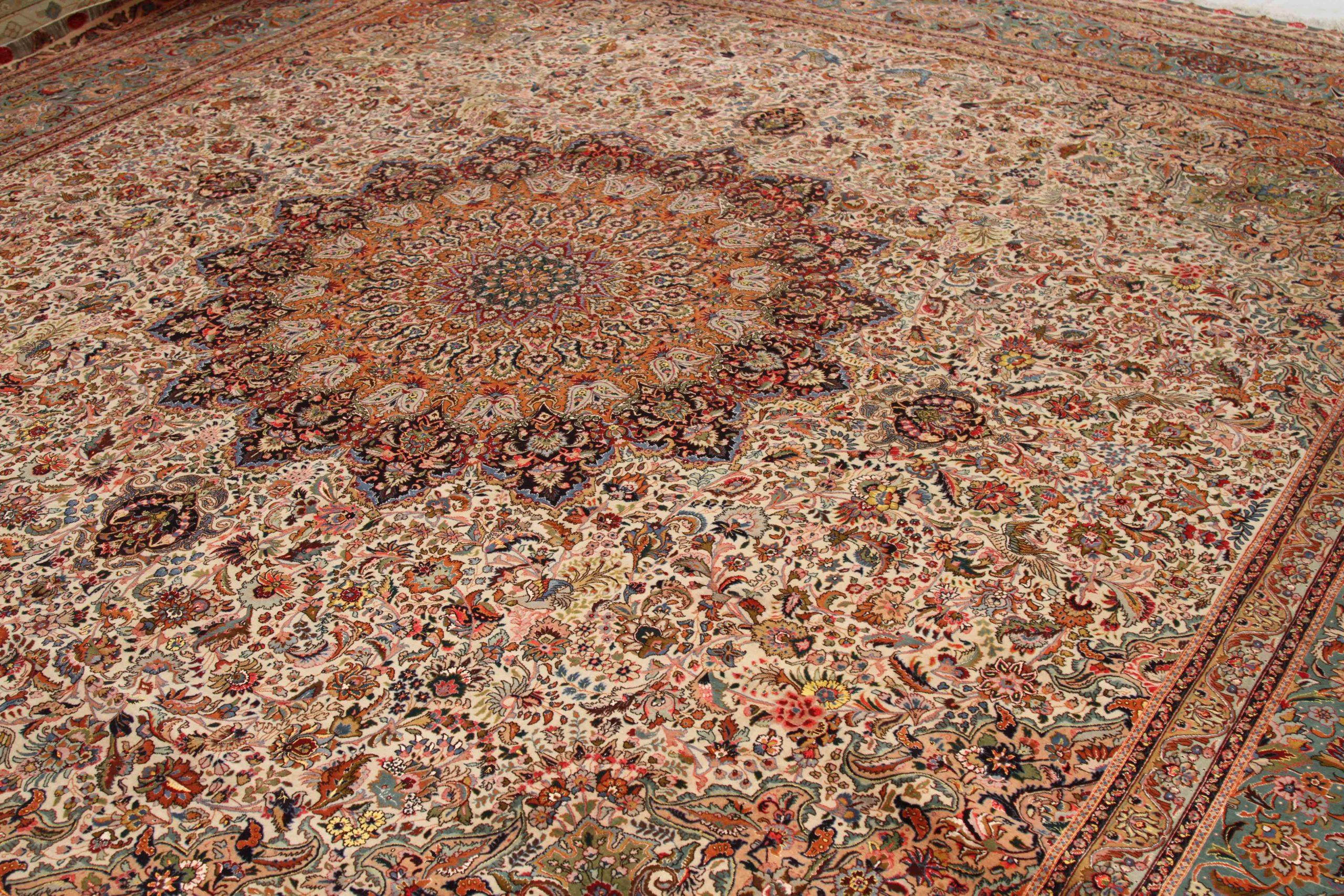 Persiano Tappeto persiano Tabriz Square Area Rugs Circa 1940 - Lana Verde Avorio Rosa 70609 in vendita