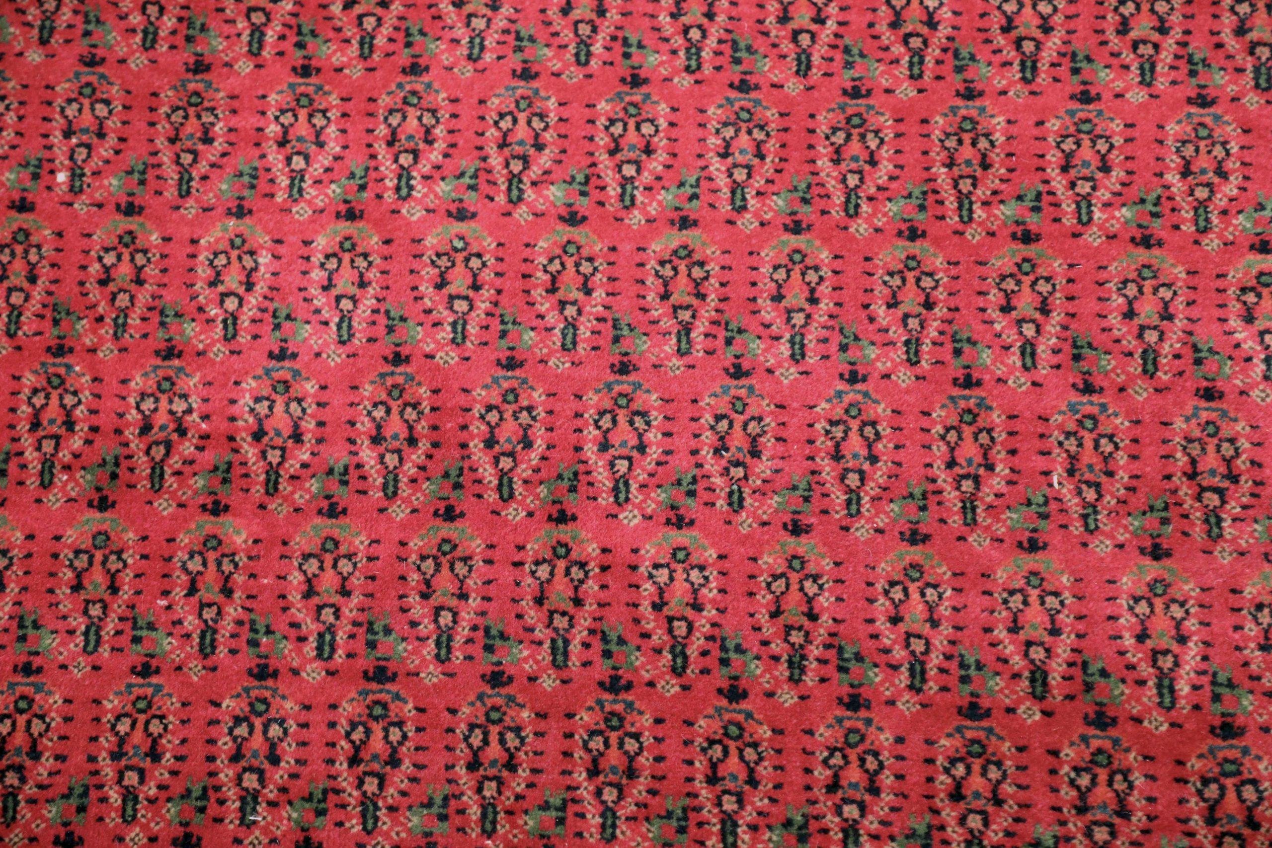 Persian Tabriz Square Area Rugs - Wool Red Design - 93672 In Excellent Condition For Sale In Dallas, TX