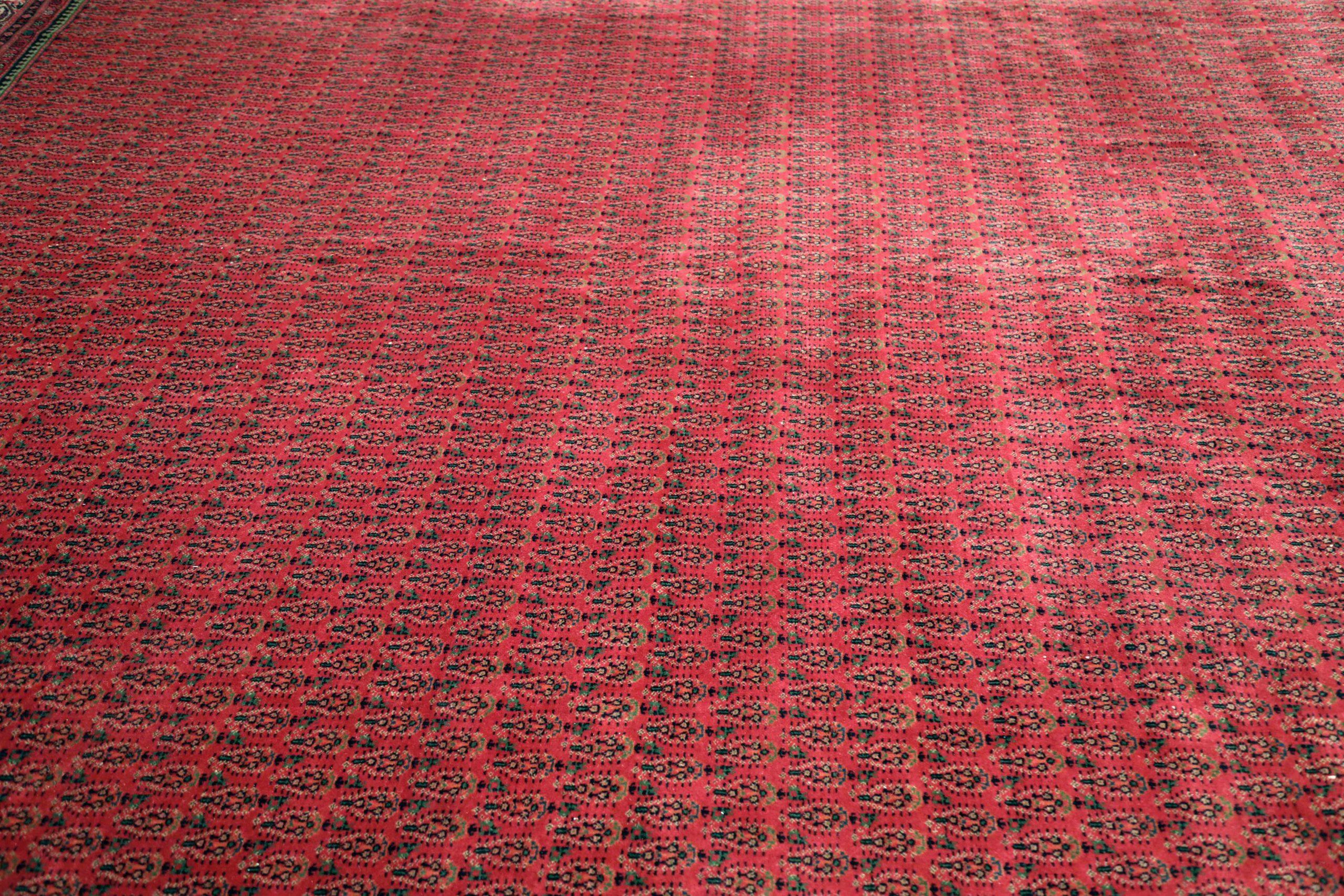 20th Century Persian Tabriz Square Area Rugs - Wool Red Design - 93672 For Sale