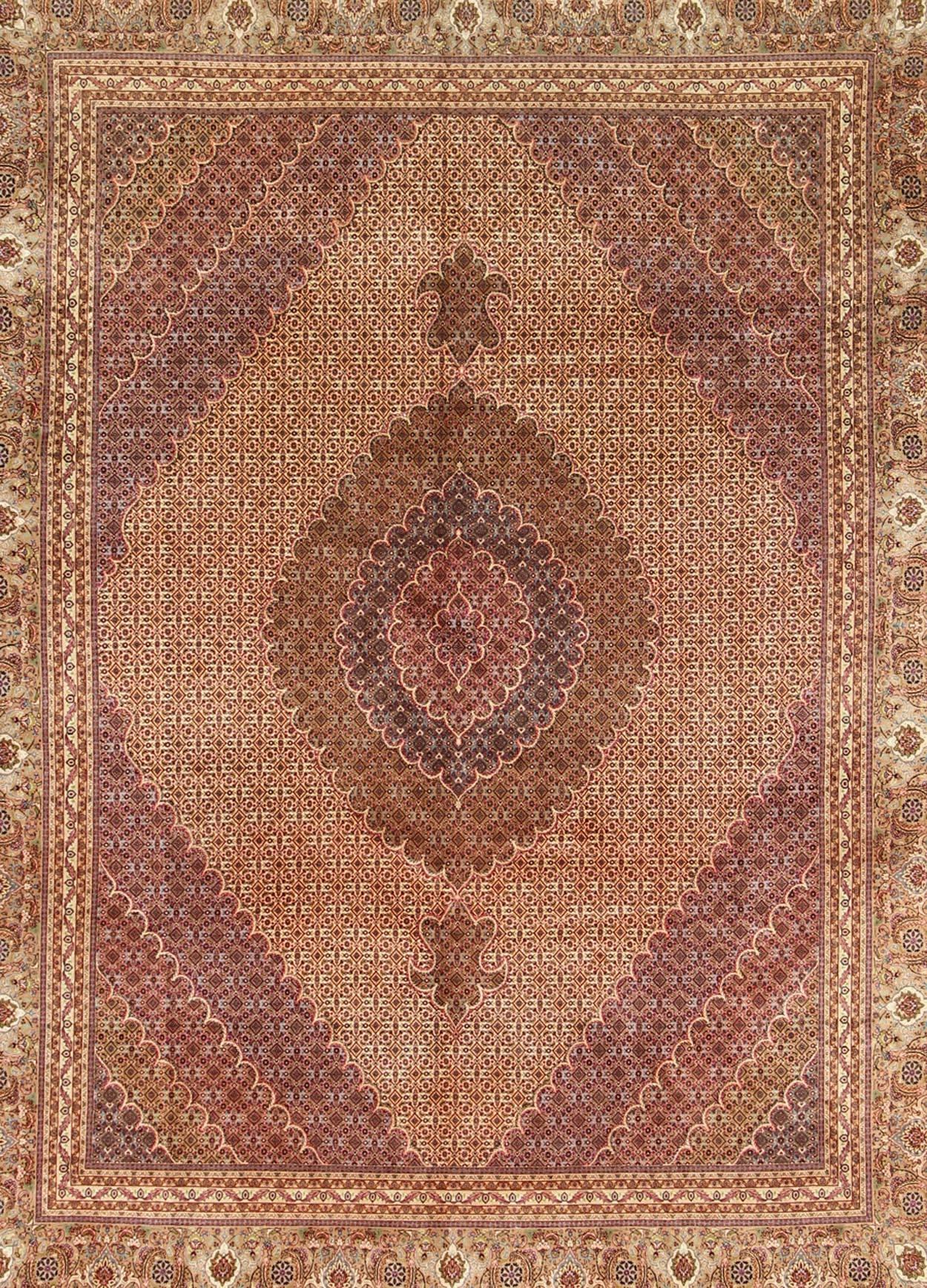 Persischer Täbris-Teppich im Vintage-Stil mit ovalem Medaillon und wirbelndem Blumenmuster (Tabriz) im Angebot