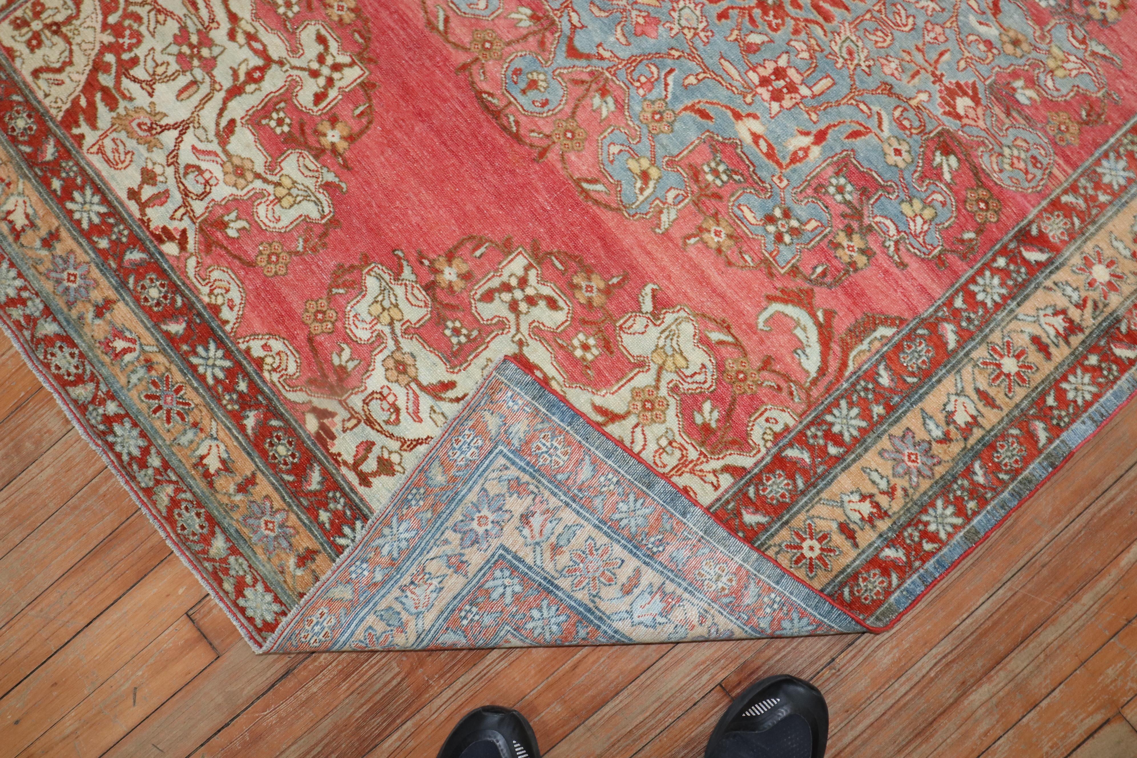 Persian Tafresh Rug In Good Condition For Sale In New York, NY